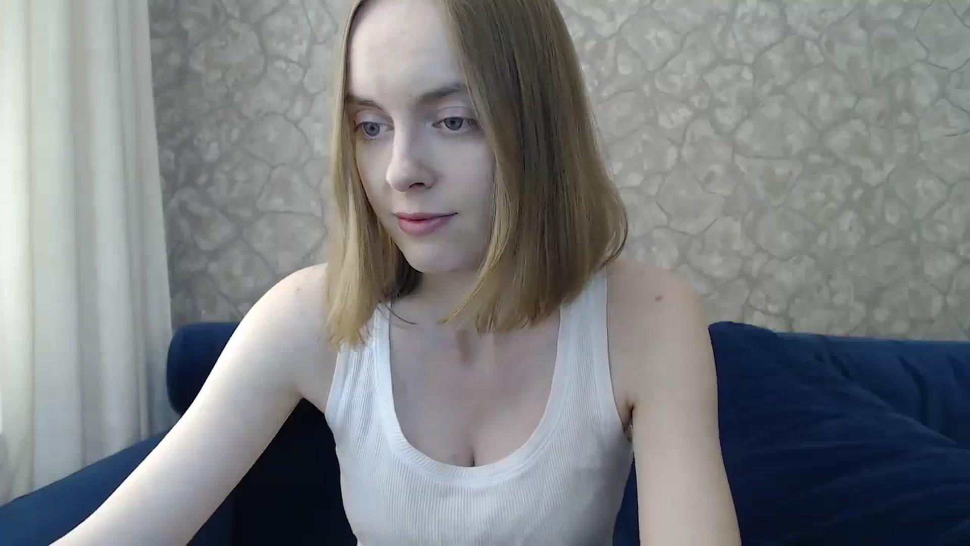Gallery image thumbnail from CutieLilo's myfreecams stream on, 11/21/2023, 08:11 image 19 of 20