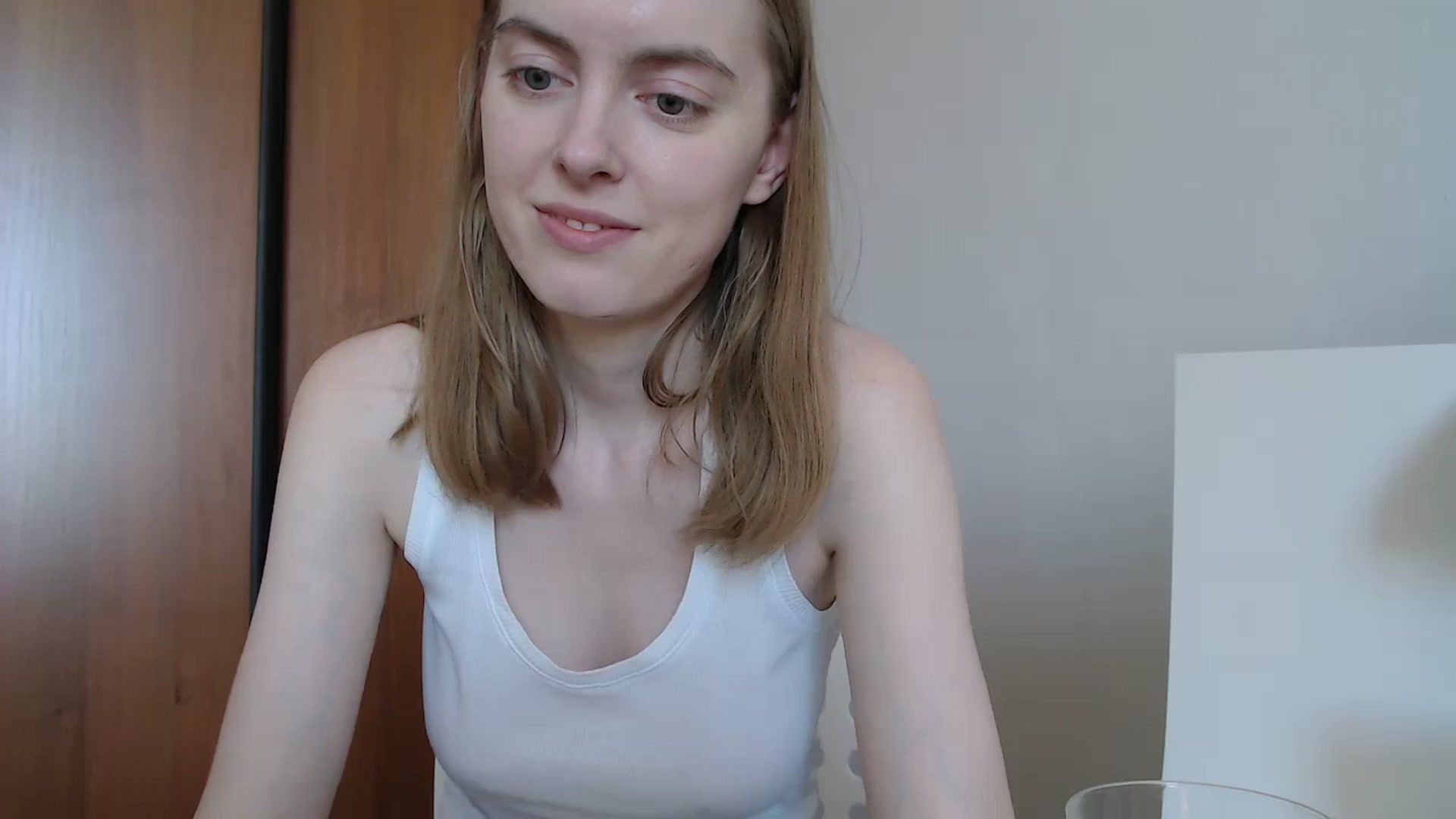 Gallery image thumbnail from CutieLilo's myfreecams stream on, 06/26/2024, 08:06 image 16 of 20
