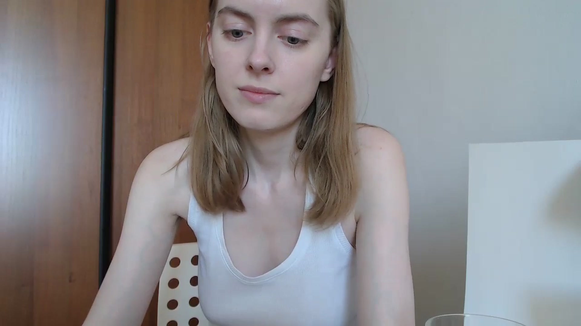 Gallery image thumbnail from CutieLilo's myfreecams stream on, 06/26/2024, 08:06 image 11 of 20