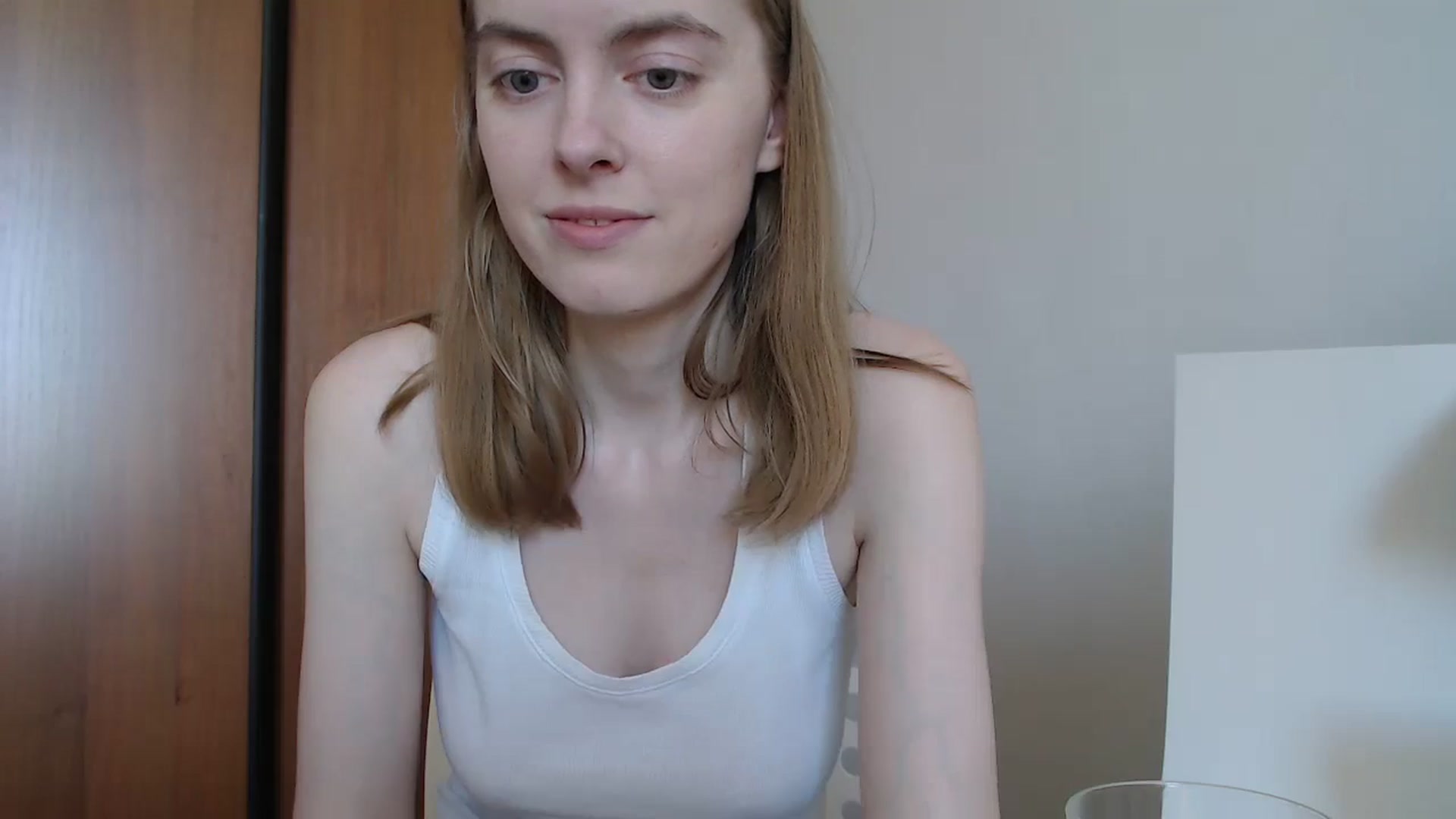 Gallery image thumbnail from CutieLilo's myfreecams stream on, 06/26/2024, 08:06 image 15 of 20