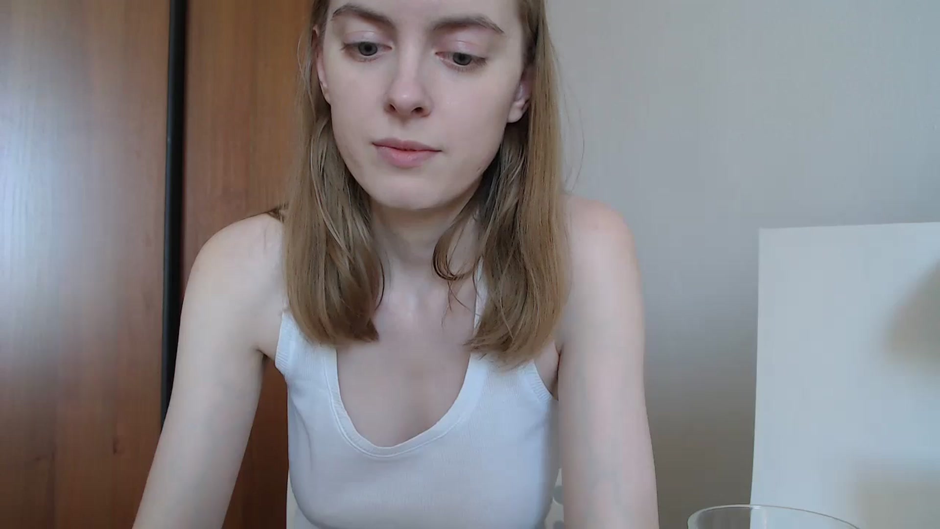 Gallery image thumbnail from CutieLilo's myfreecams stream on, 06/26/2024, 08:06 image 19 of 20