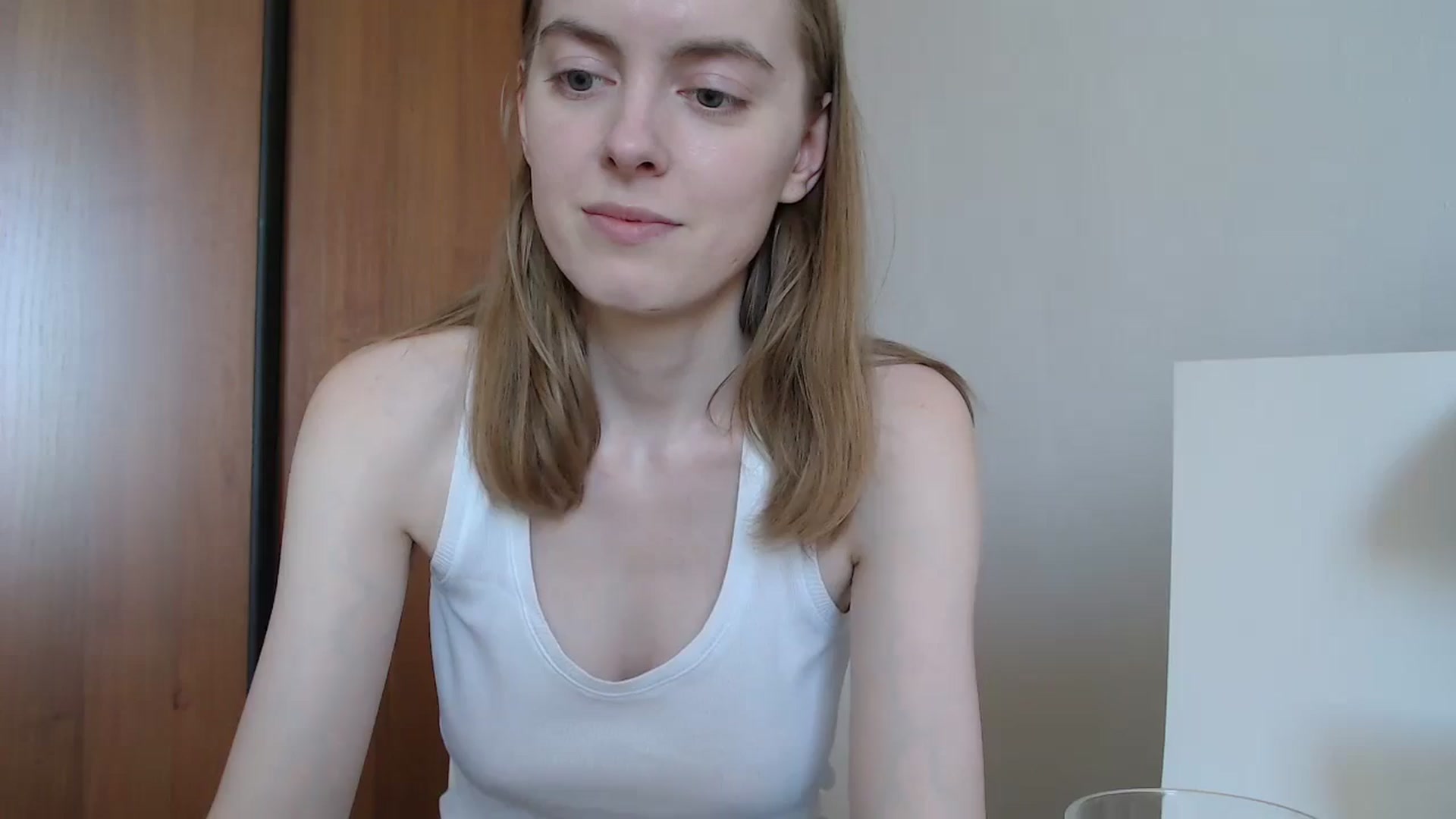 Gallery image thumbnail from CutieLilo's myfreecams stream on, 06/26/2024, 08:06 image 1 of 20