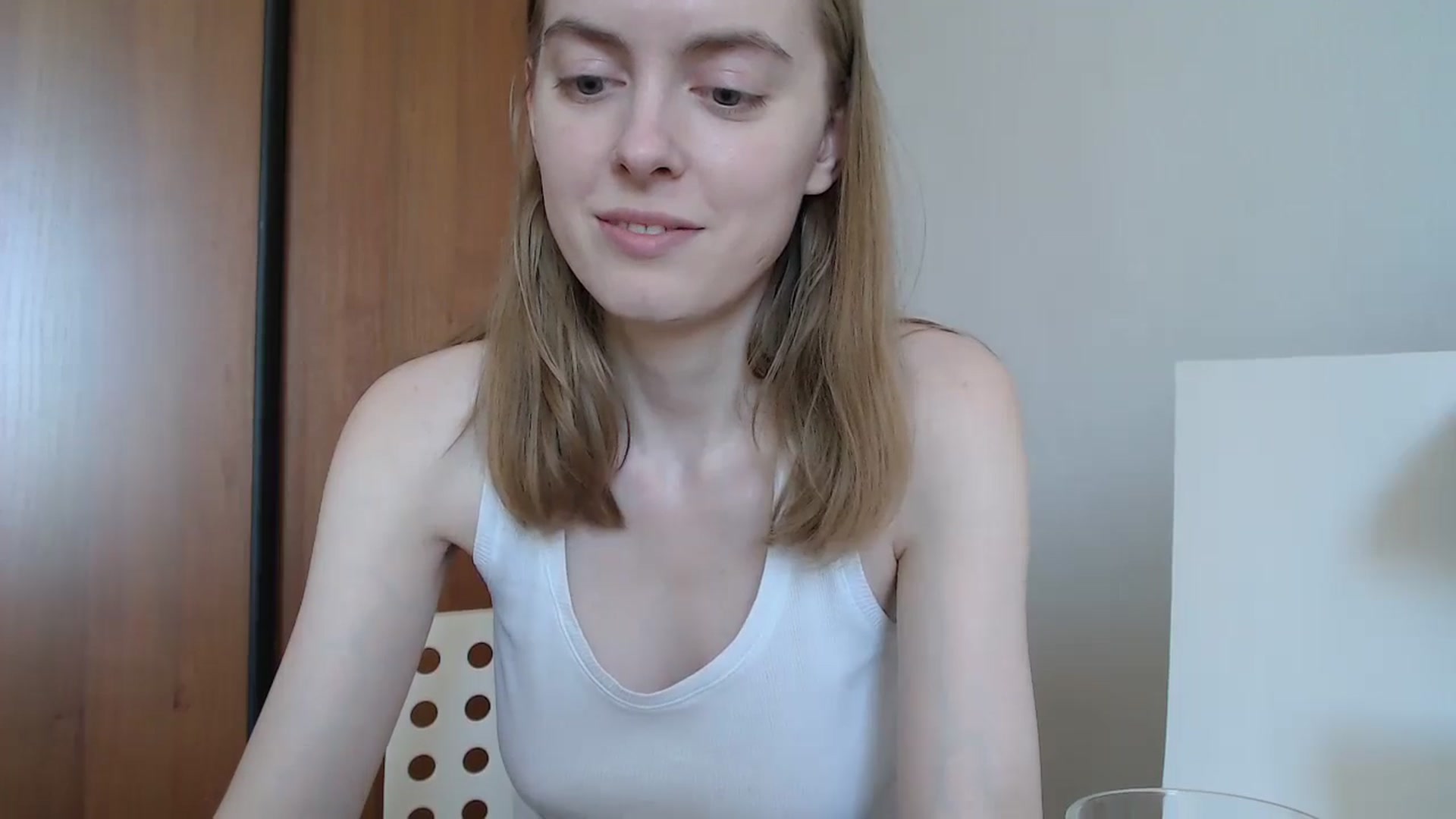 Gallery image thumbnail from CutieLilo's myfreecams stream on, 06/26/2024, 08:06 image 13 of 20