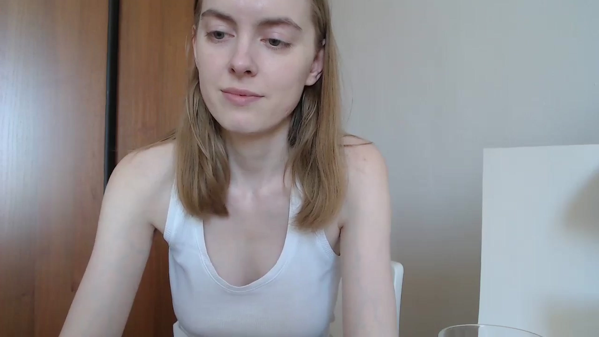 Gallery image thumbnail from CutieLilo's myfreecams stream on, 06/26/2024, 08:06 image 8 of 20