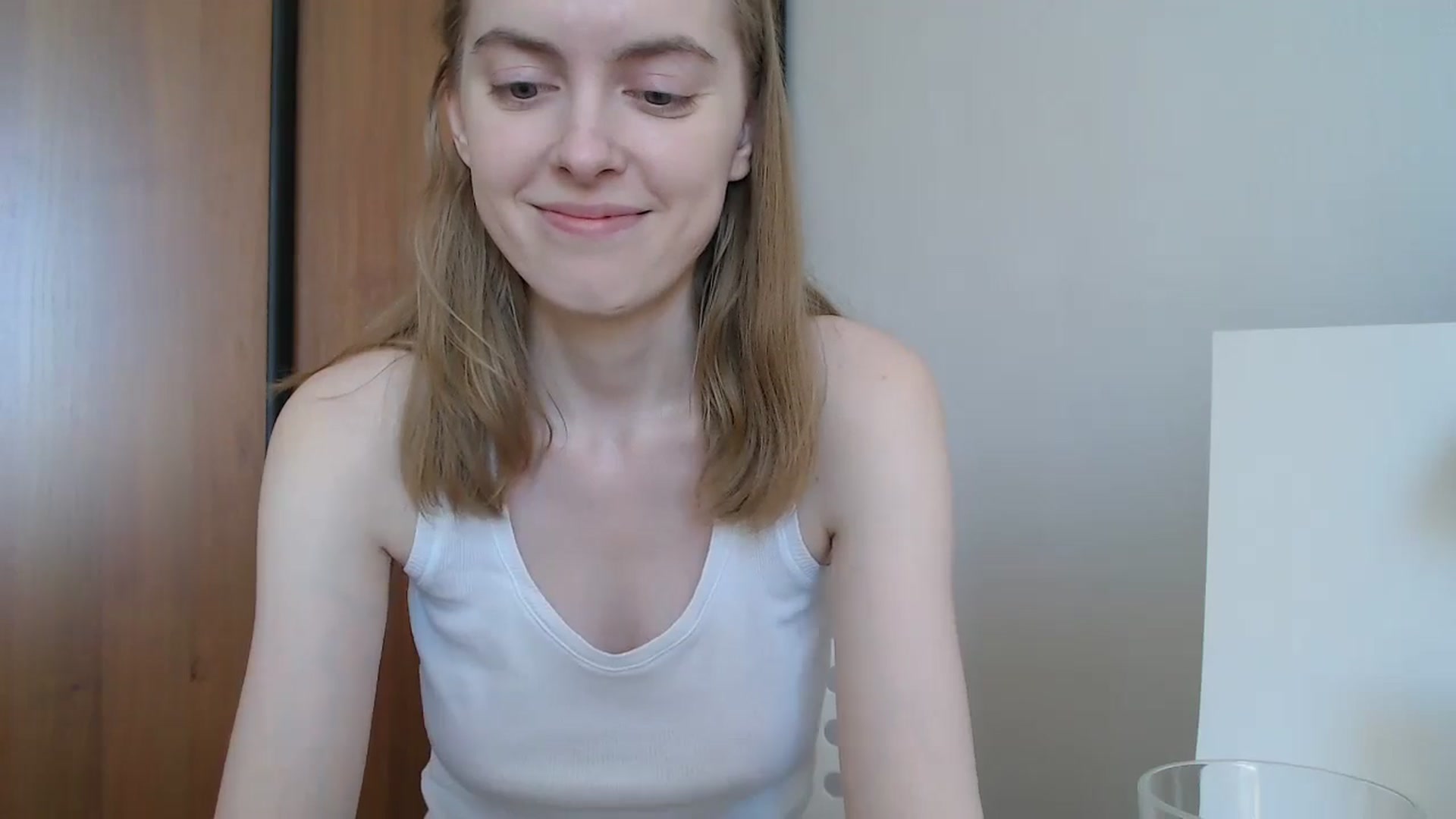 Gallery image thumbnail from CutieLilo's myfreecams stream on, 06/26/2024, 10:15 image 6 of 20