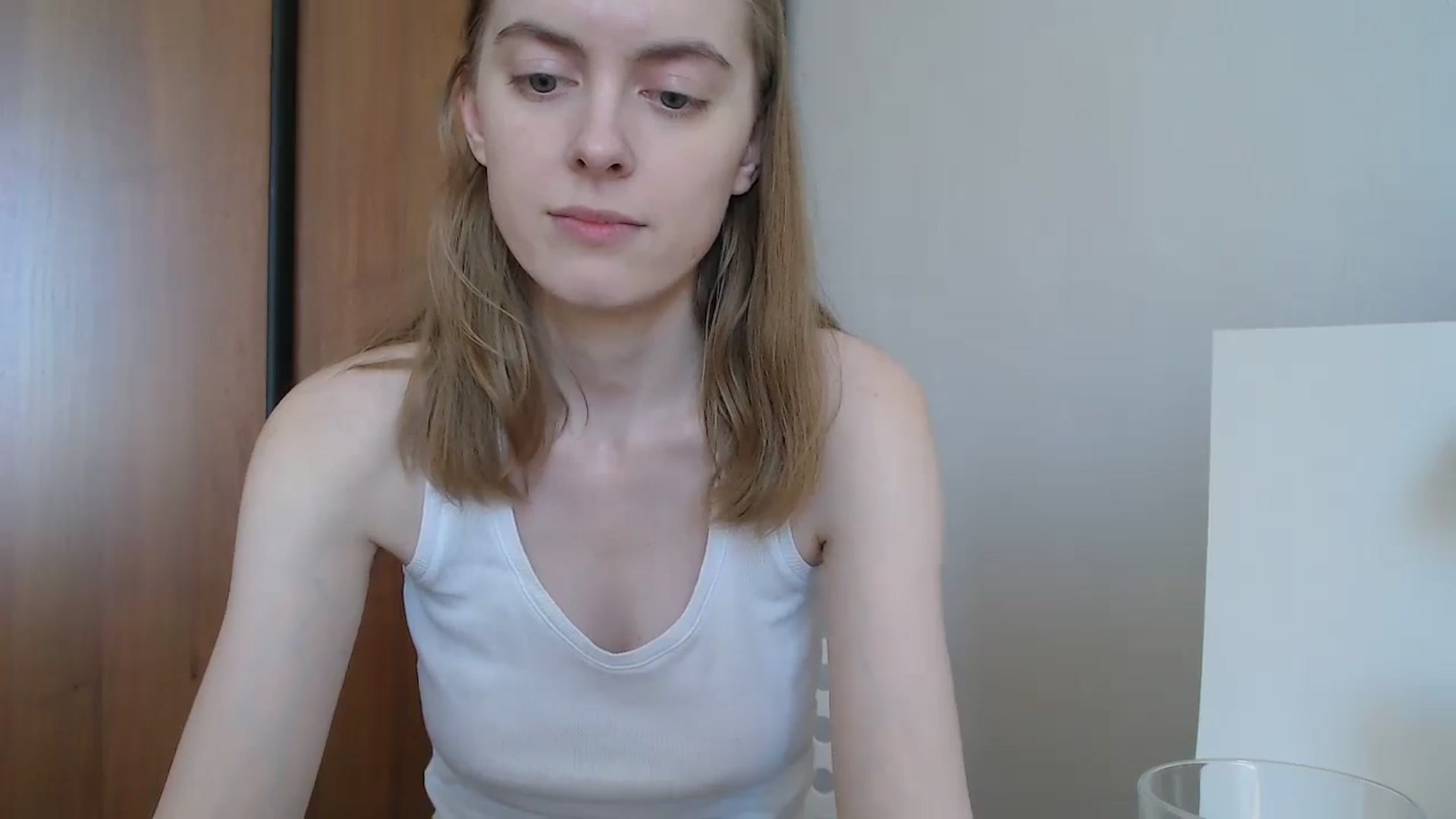 Gallery image thumbnail from CutieLilo's myfreecams stream on, 06/26/2024, 10:15 image 4 of 20