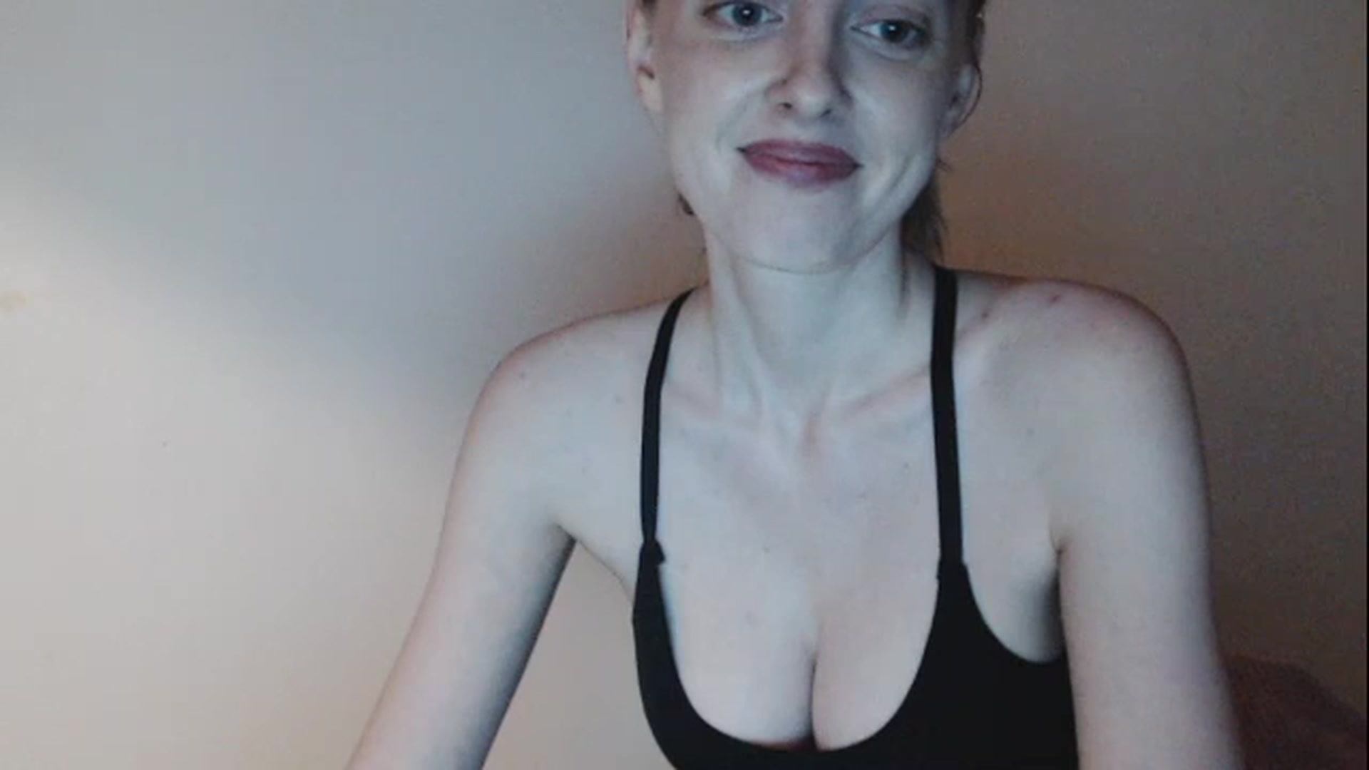 Gallery image thumbnail from CutieLilo's myfreecams stream on, 10/20/2024, 11:43 image 20 of 20