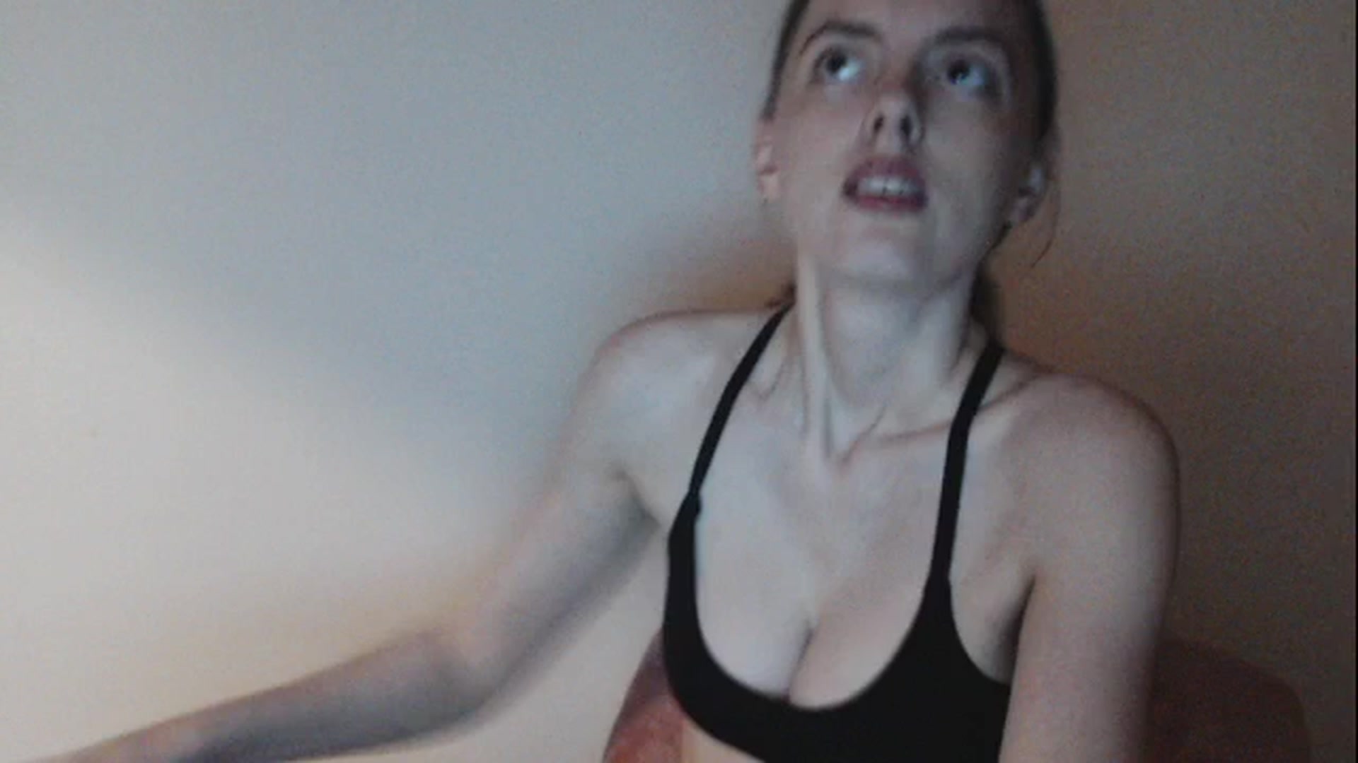 Gallery image thumbnail from CutieLilo's myfreecams stream on, 10/20/2024, 14:29 image 4 of 20