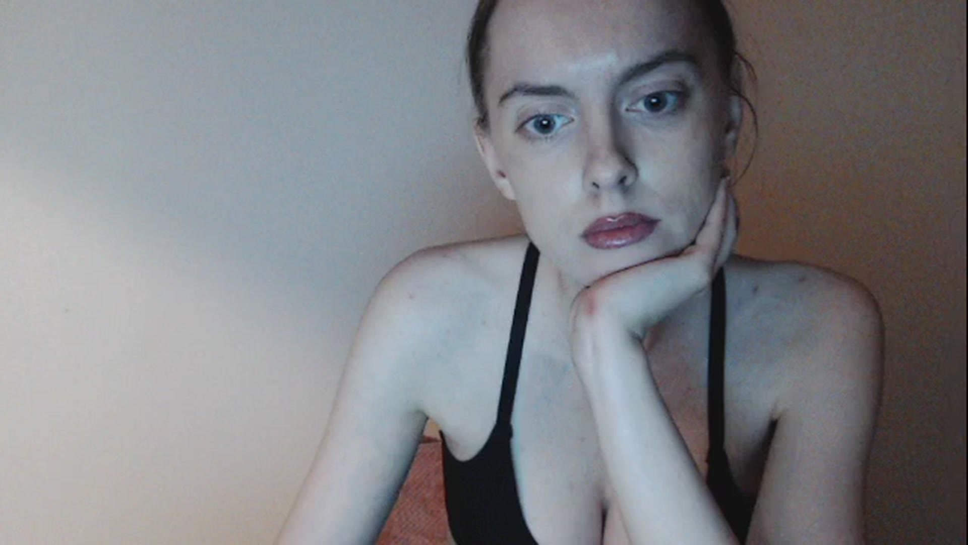 Gallery image thumbnail from CutieLilo's myfreecams stream on, 10/20/2024, 14:29 image 2 of 20