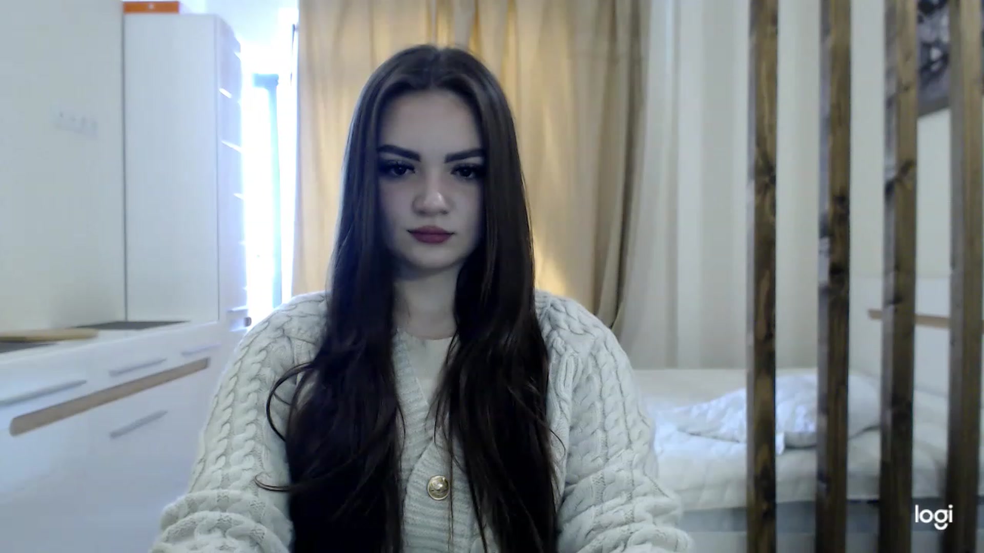 Gallery image thumbnail from CutieMoonX's myfreecams stream on, 02/25/2023, 12:21 image 6 of 20
