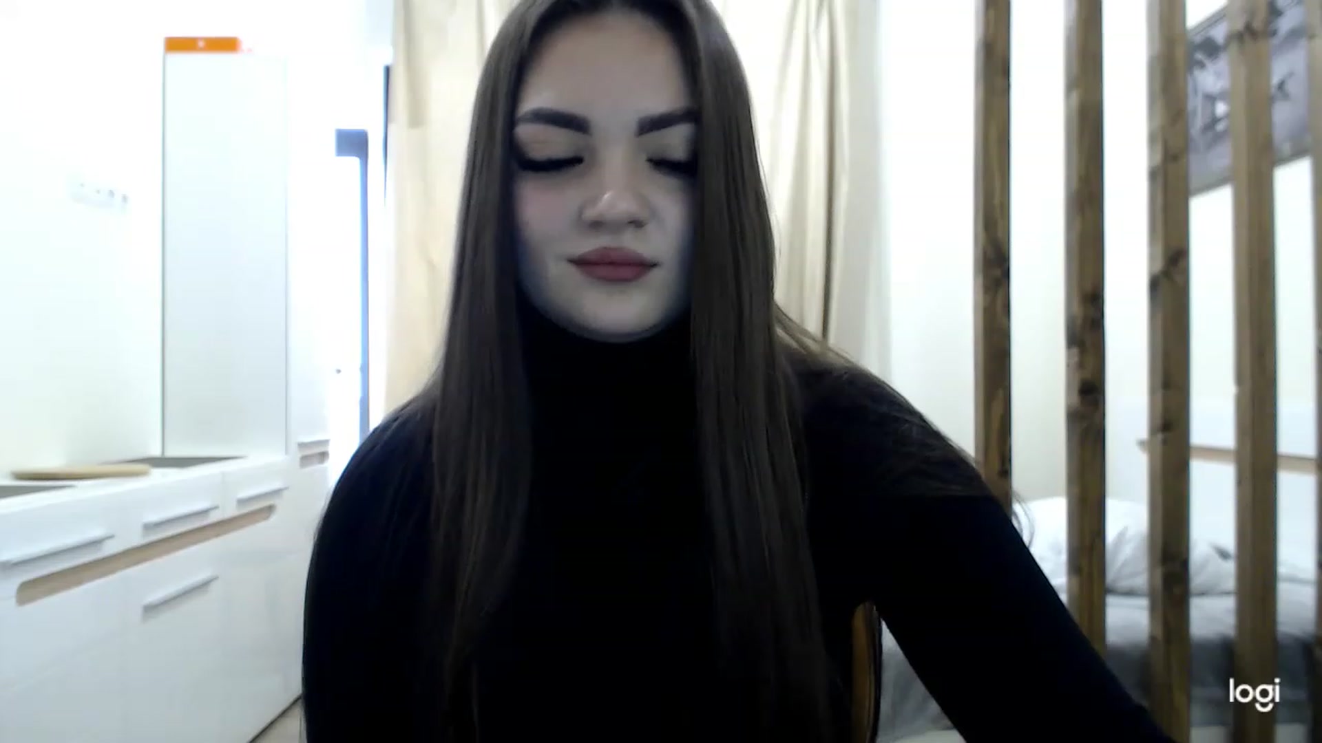 Gallery image thumbnail from CutieMoonX's myfreecams stream on, 02/27/2023, 11:46 image 9 of 20