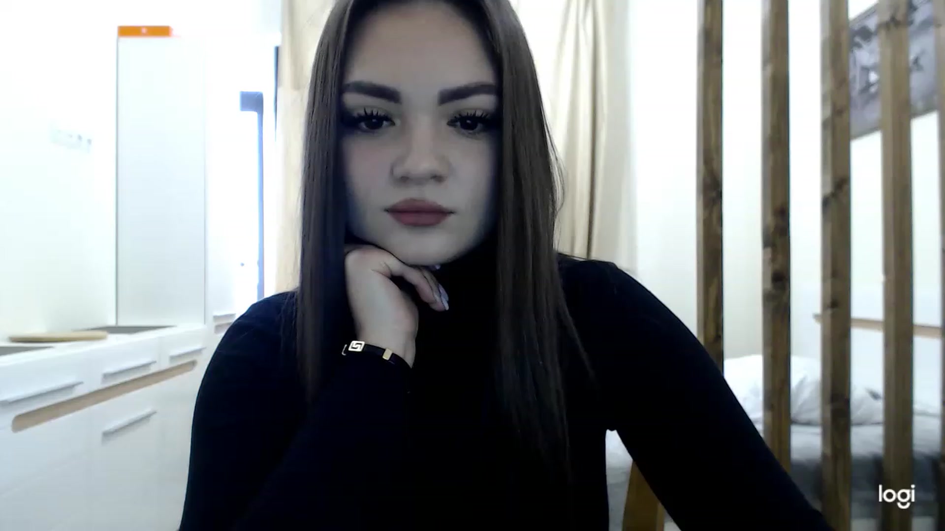 Gallery image thumbnail from CutieMoonX's myfreecams stream on, 02/27/2023, 11:46 image 12 of 20