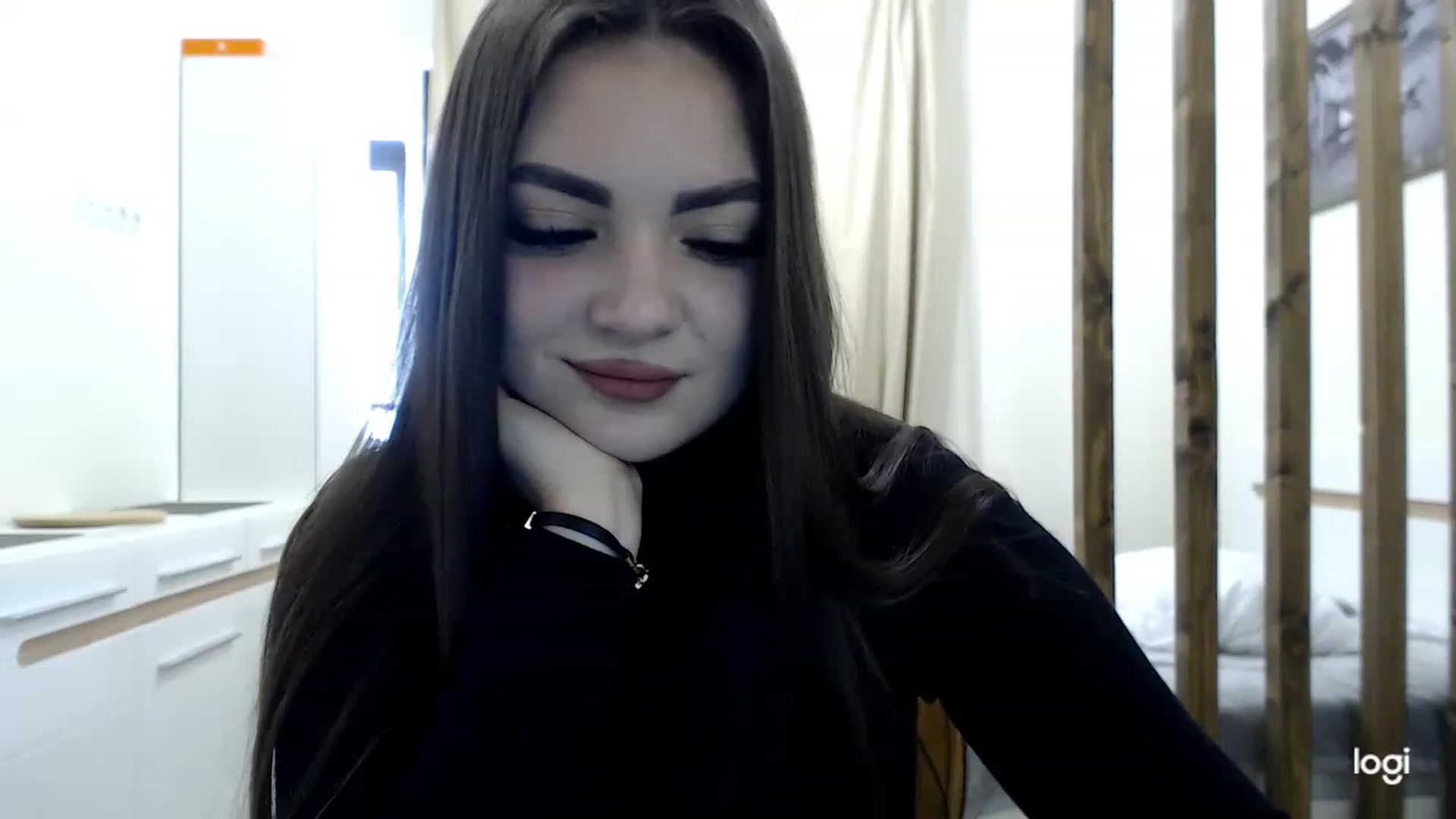 Gallery image thumbnail from CutieMoonX's myfreecams stream on, 02/27/2023, 11:46 image 11 of 20