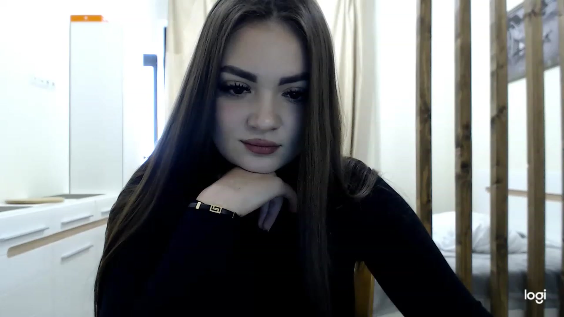 Gallery image thumbnail from CutieMoonX's myfreecams stream on, 02/27/2023, 11:46 image 5 of 20