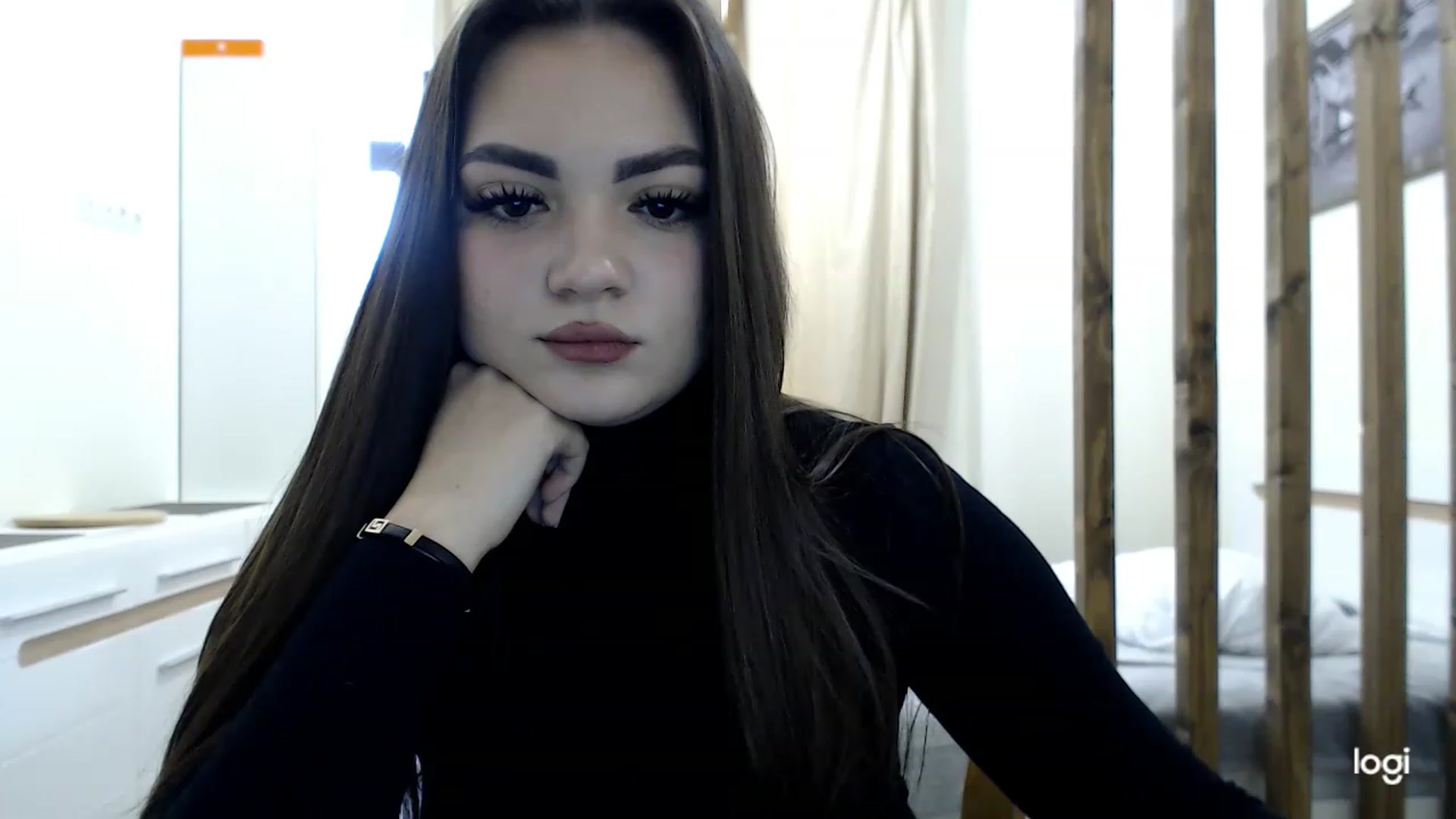 Gallery image thumbnail from CutieMoonX's myfreecams stream on, 02/27/2023, 11:46 image 18 of 20