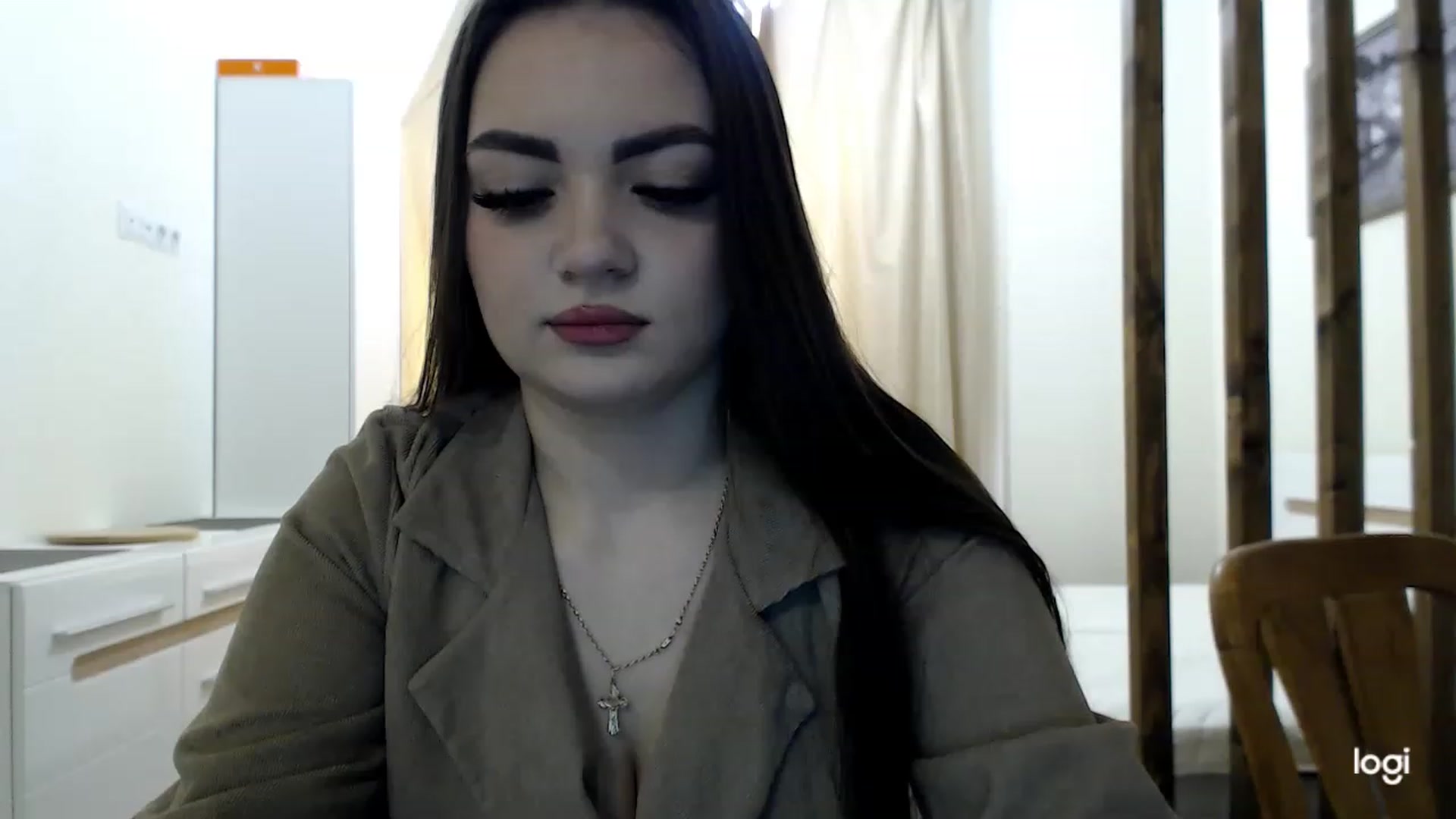 Gallery image thumbnail from CutieMoonX's myfreecams stream on, 02/28/2023, 09:29 image 14 of 20