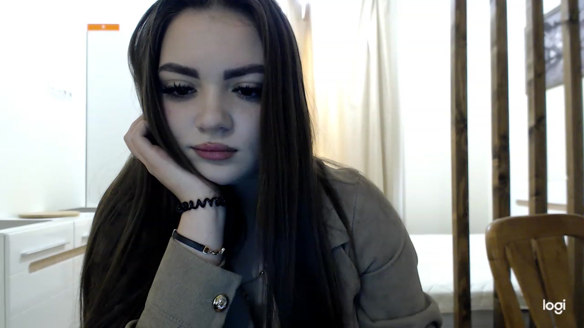 Gallery image thumbnail from CutieMoonX's myfreecams stream on, 02/28/2023, 09:29 image 18 of 20
