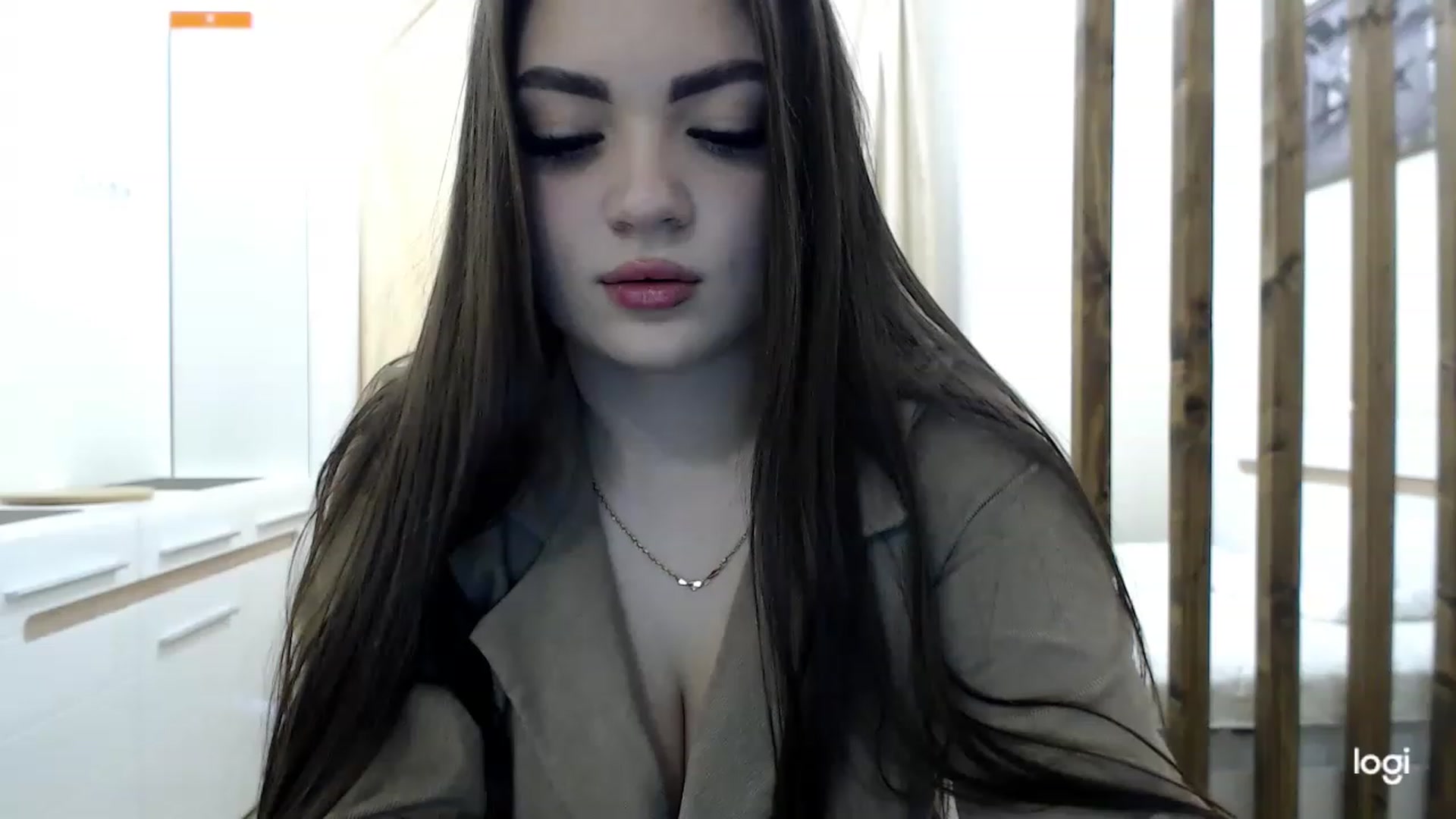 Gallery image thumbnail from CutieMoonX's myfreecams stream on, 03/01/2023, 12:10 image 1 of 20
