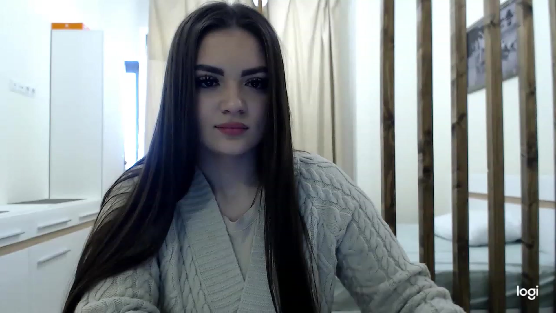 Gallery image thumbnail from CutieMoonX's myfreecams stream on, 03/02/2023, 15:13 image 3 of 20