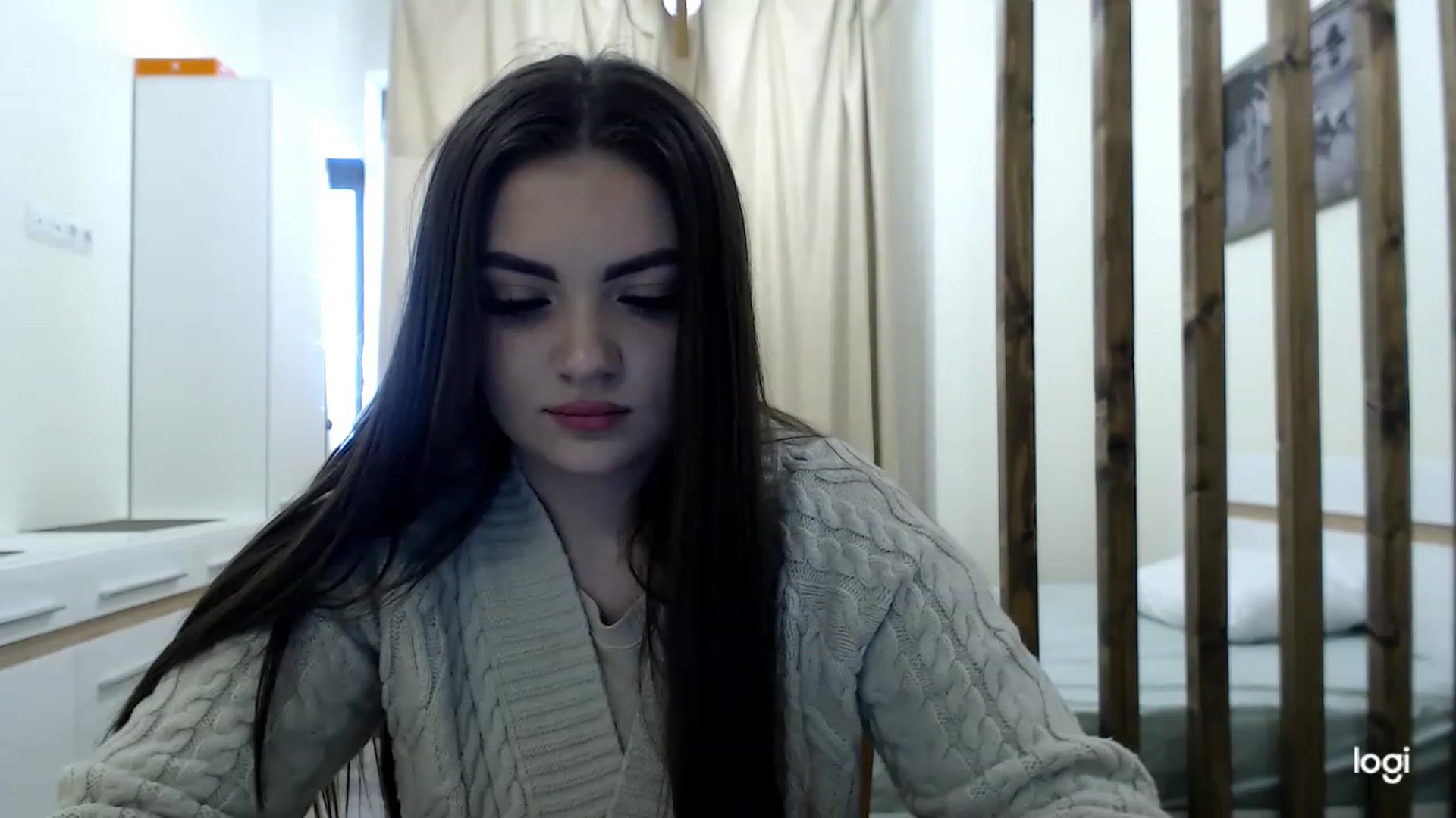 Gallery image thumbnail from CutieMoonX's myfreecams stream on, 03/02/2023, 15:13 image 10 of 20