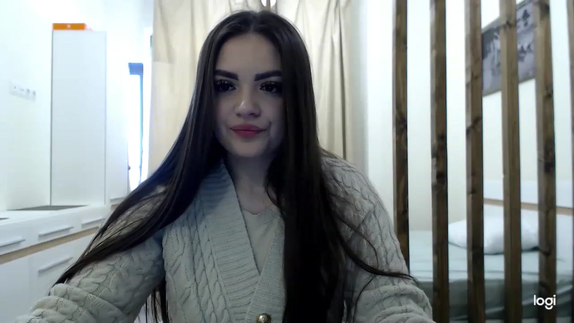 Gallery image thumbnail from CutieMoonX's myfreecams stream on, 03/02/2023, 15:13 image 6 of 20