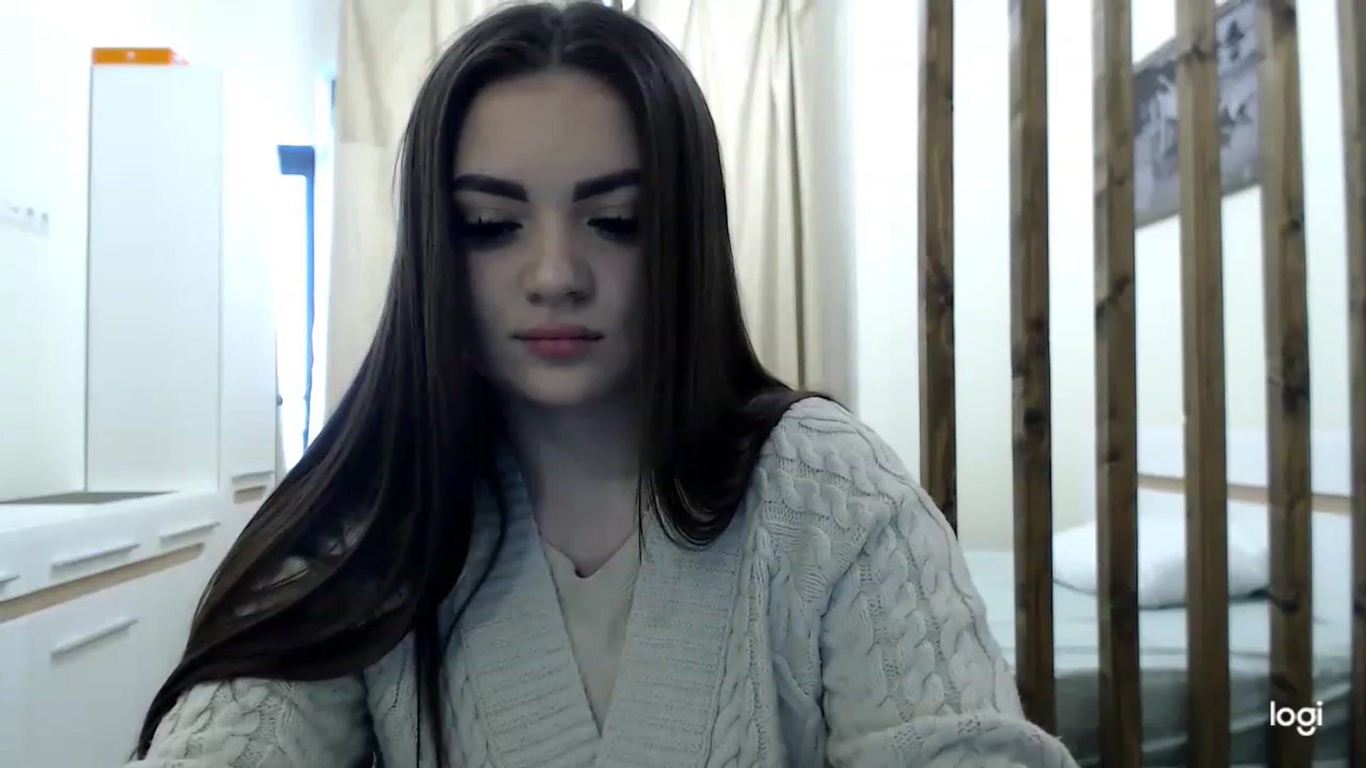 Gallery image thumbnail from CutieMoonX's myfreecams stream on, 03/02/2023, 15:13 image 18 of 20