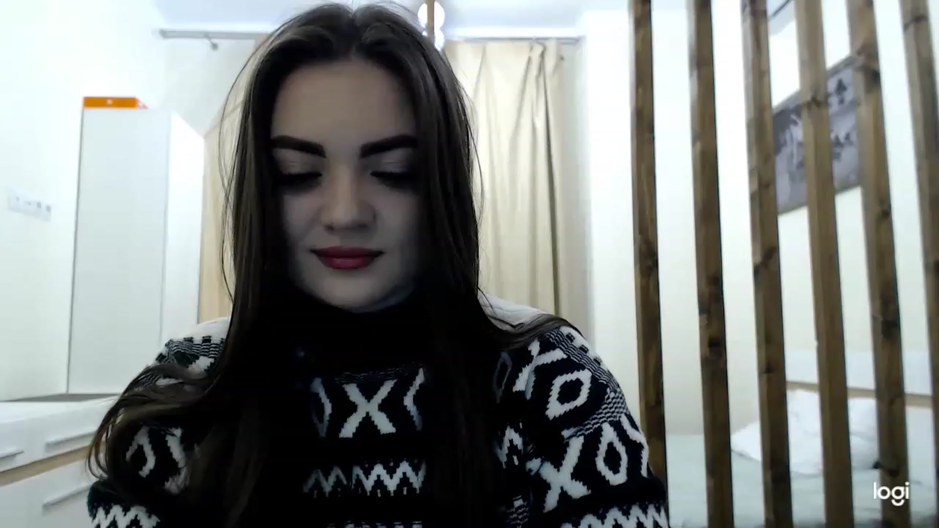 Gallery image thumbnail from CutieMoonX's myfreecams stream on, 03/06/2023, 14:35 image 8 of 20