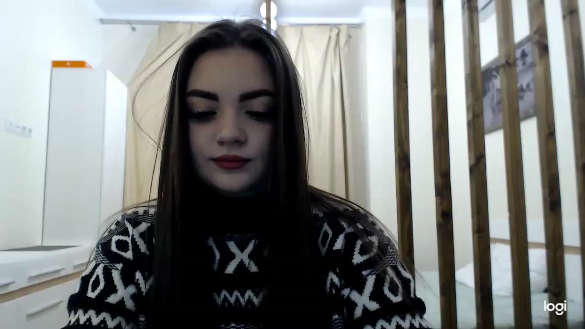 Gallery image thumbnail from CutieMoonX's myfreecams stream on, 03/06/2023, 14:35 image 15 of 20