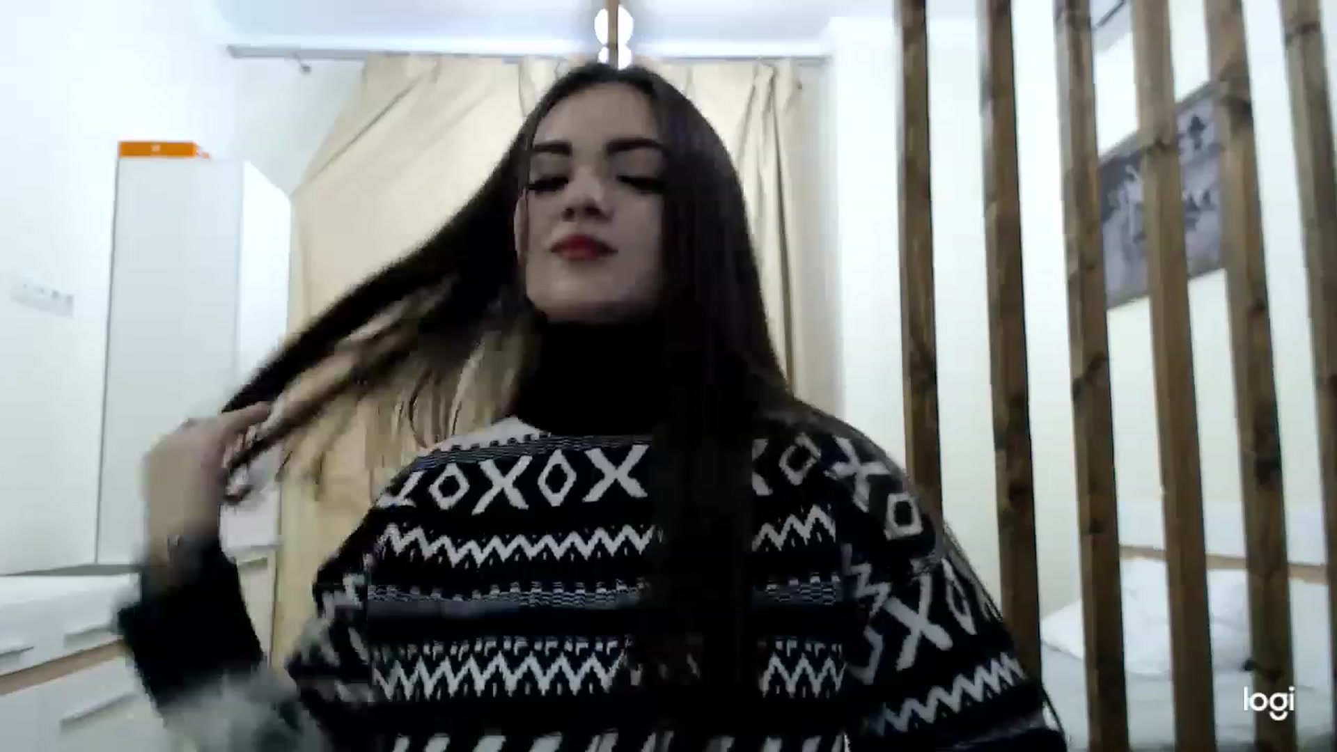 Gallery image thumbnail from CutieMoonX's myfreecams stream on, 03/06/2023, 14:35 image 5 of 20