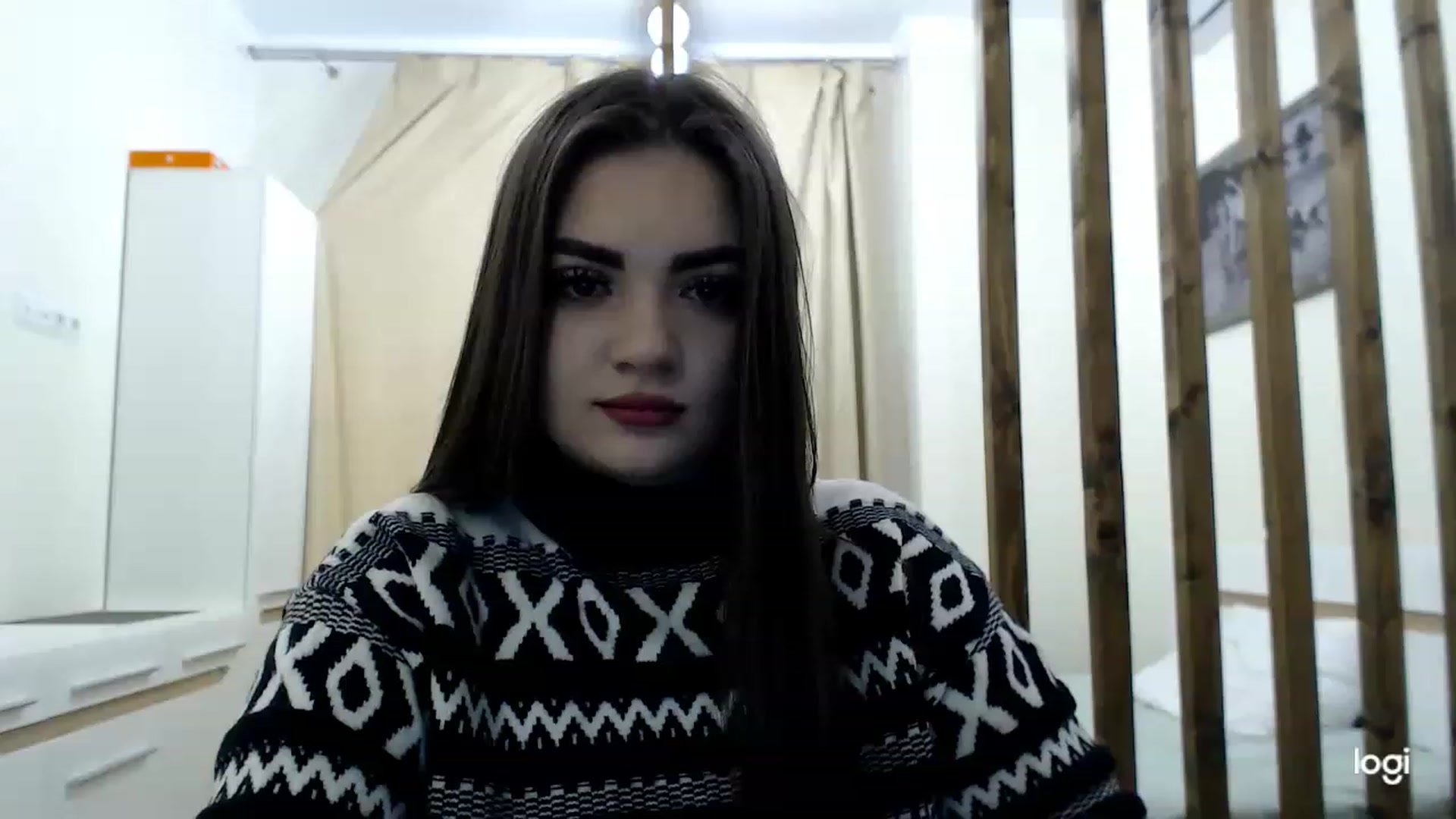 Gallery image thumbnail from CutieMoonX's myfreecams stream on, 03/06/2023, 14:35 image 12 of 20