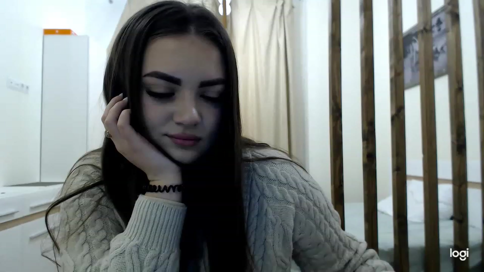 Gallery image thumbnail from CutieMoonX's myfreecams stream on, 03/07/2023, 14:17 image 3 of 20