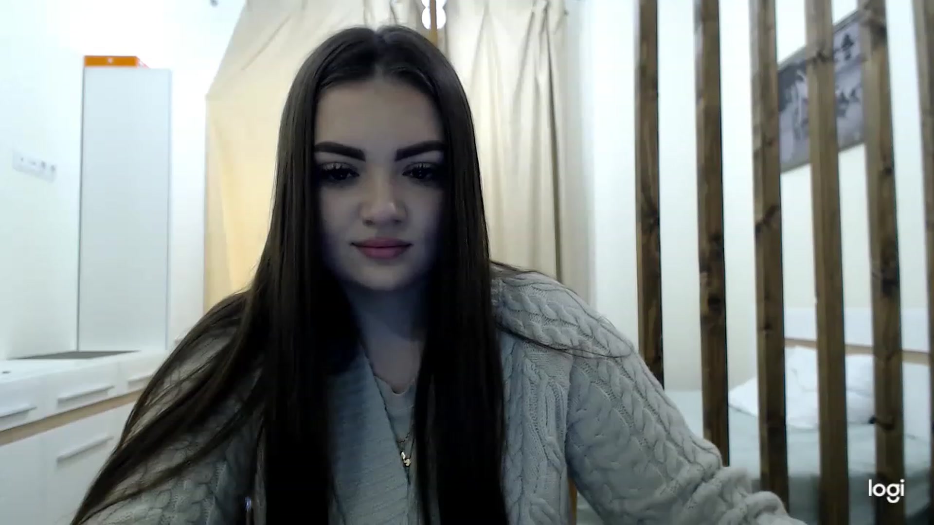 Gallery image thumbnail from CutieMoonX's myfreecams stream on, 03/07/2023, 14:17 image 7 of 20