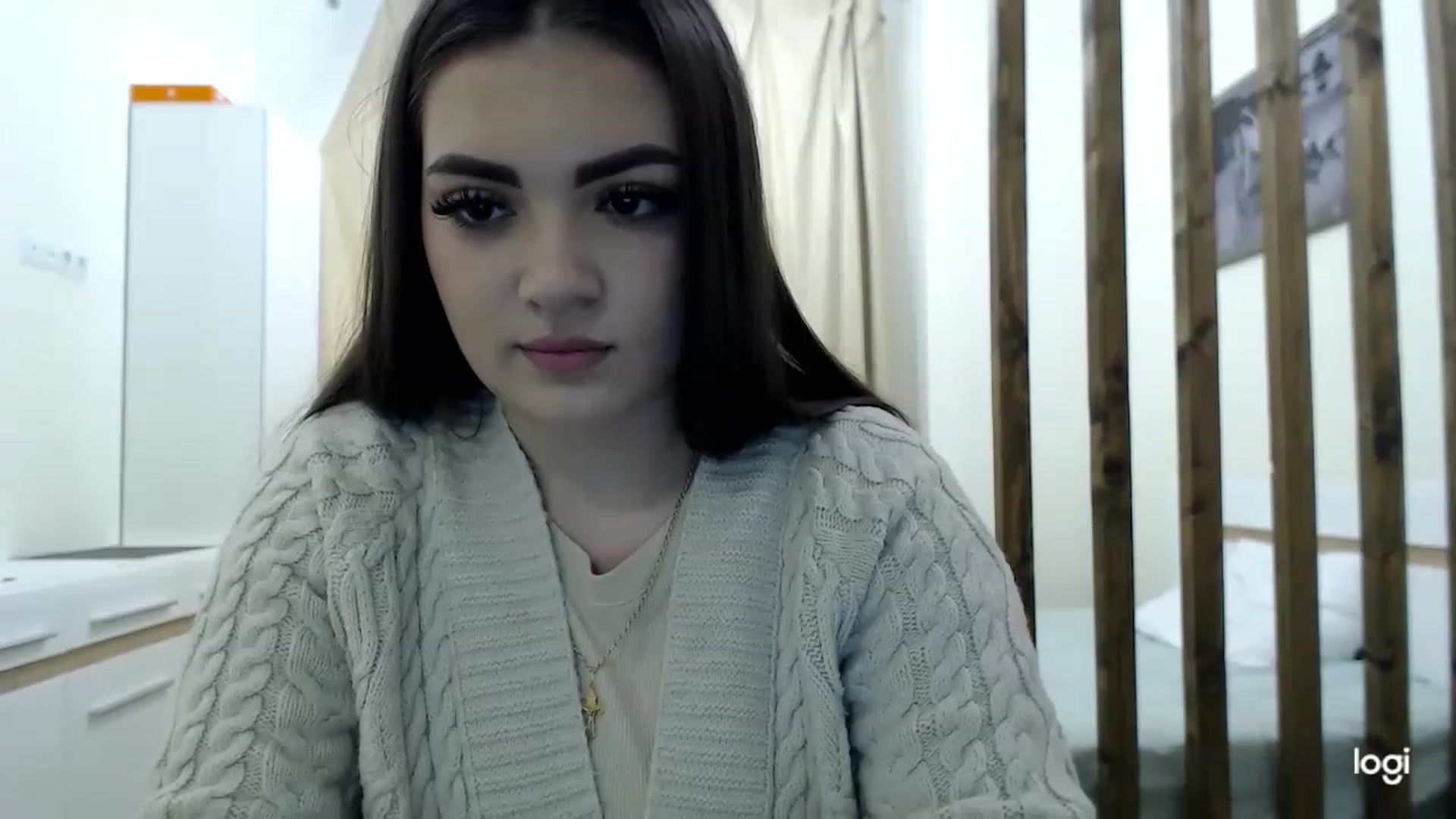 Gallery image thumbnail from CutieMoonX's myfreecams stream on, 03/07/2023, 14:17 image 16 of 20