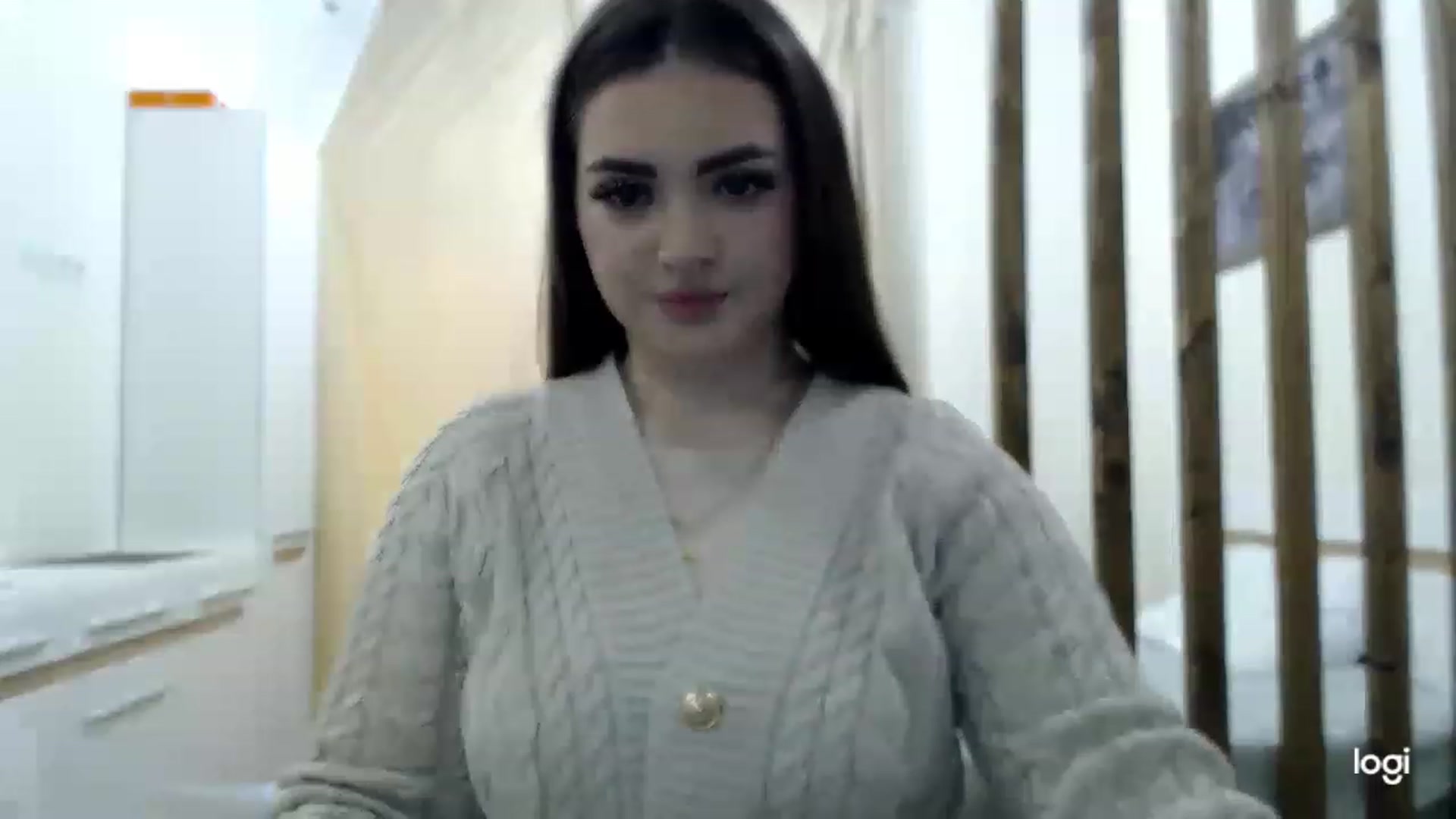 Gallery image thumbnail from CutieMoonX's myfreecams stream on, 03/07/2023, 14:17 image 14 of 20