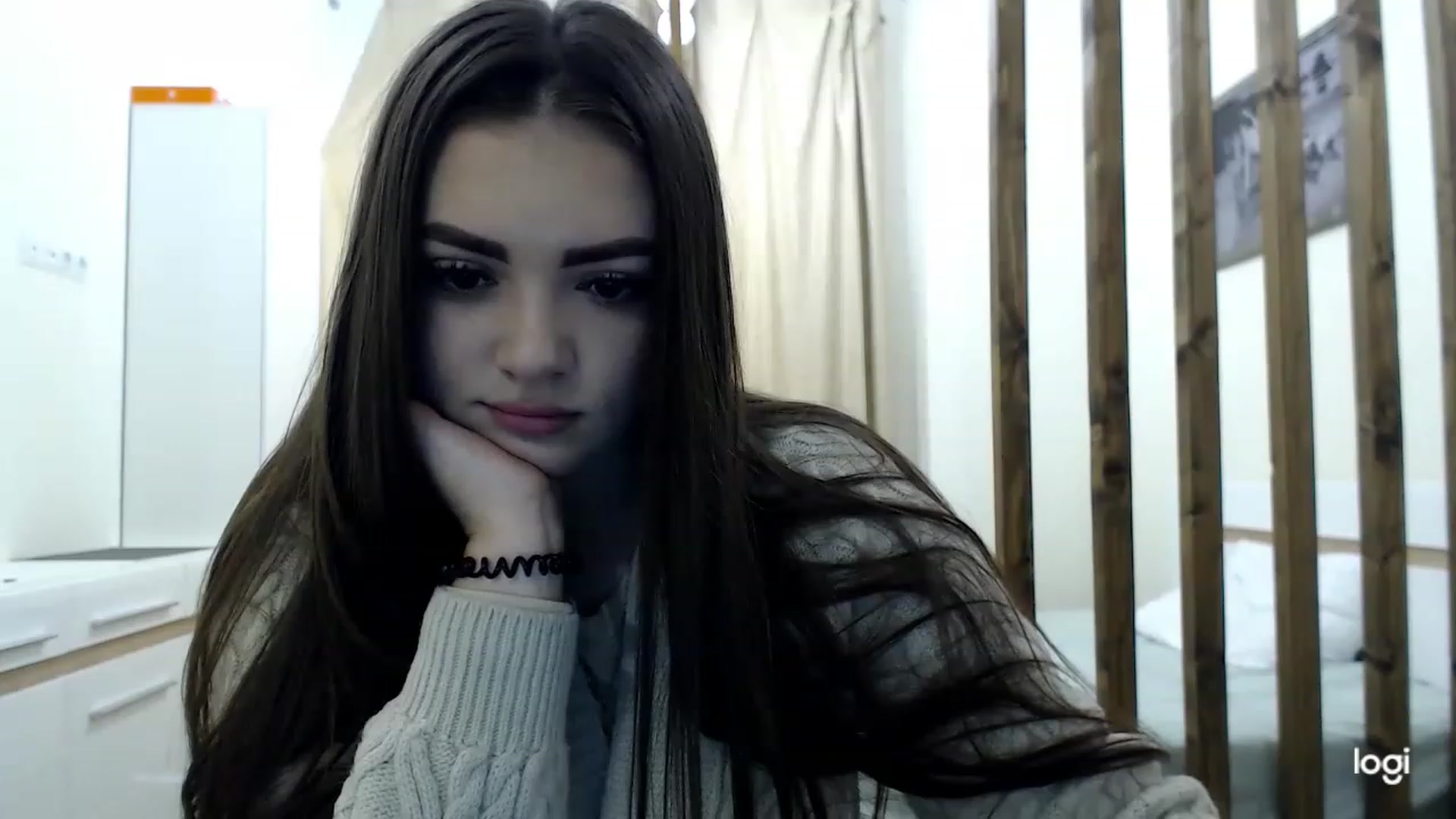 Gallery image thumbnail from CutieMoonX's myfreecams stream on, 03/07/2023, 14:17 image 1 of 20