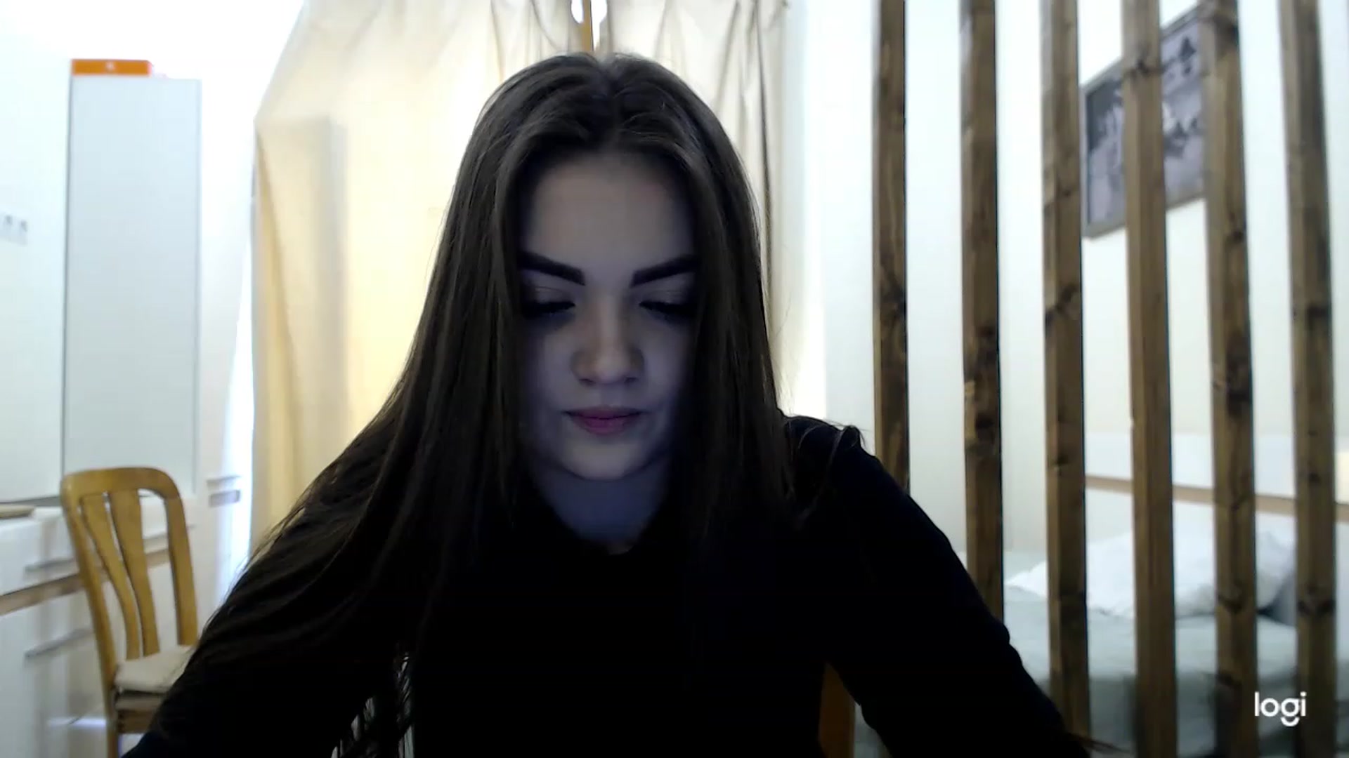 Gallery image thumbnail from CutieMoonX's myfreecams stream on, 03/08/2023, 09:11 image 14 of 20