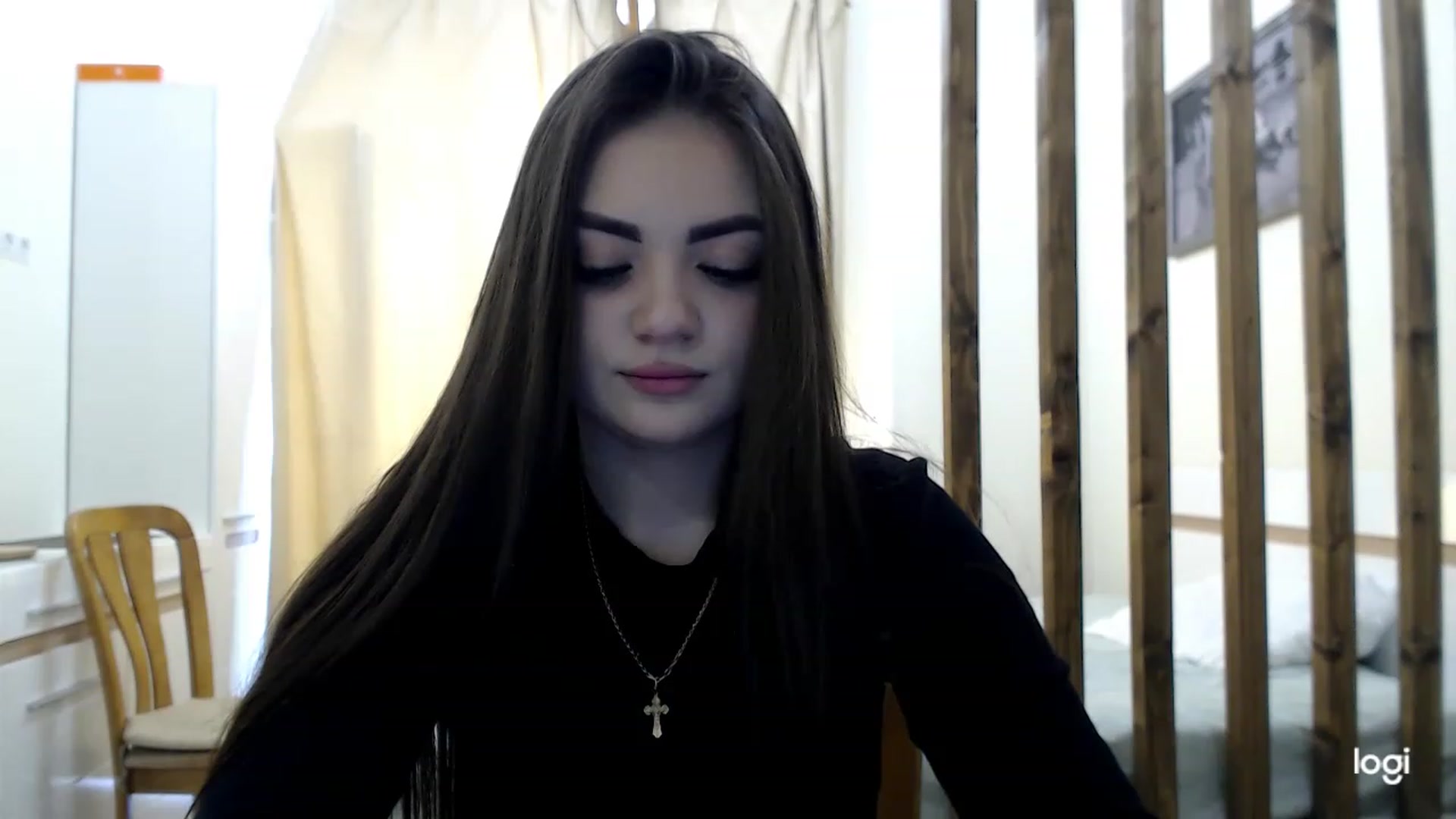 Gallery image thumbnail from CutieMoonX's myfreecams stream on, 03/08/2023, 09:11 image 7 of 20