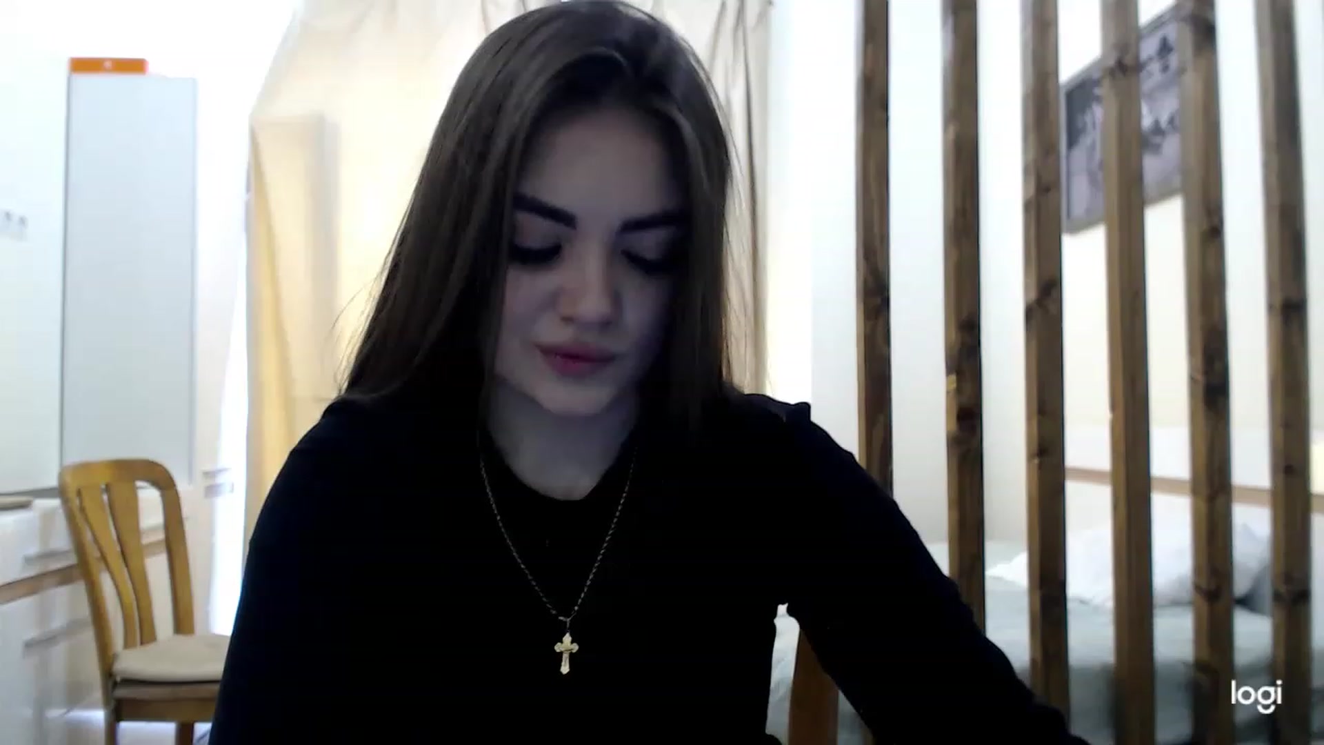 Gallery image thumbnail from CutieMoonX's myfreecams stream on, 03/08/2023, 09:11 image 2 of 20