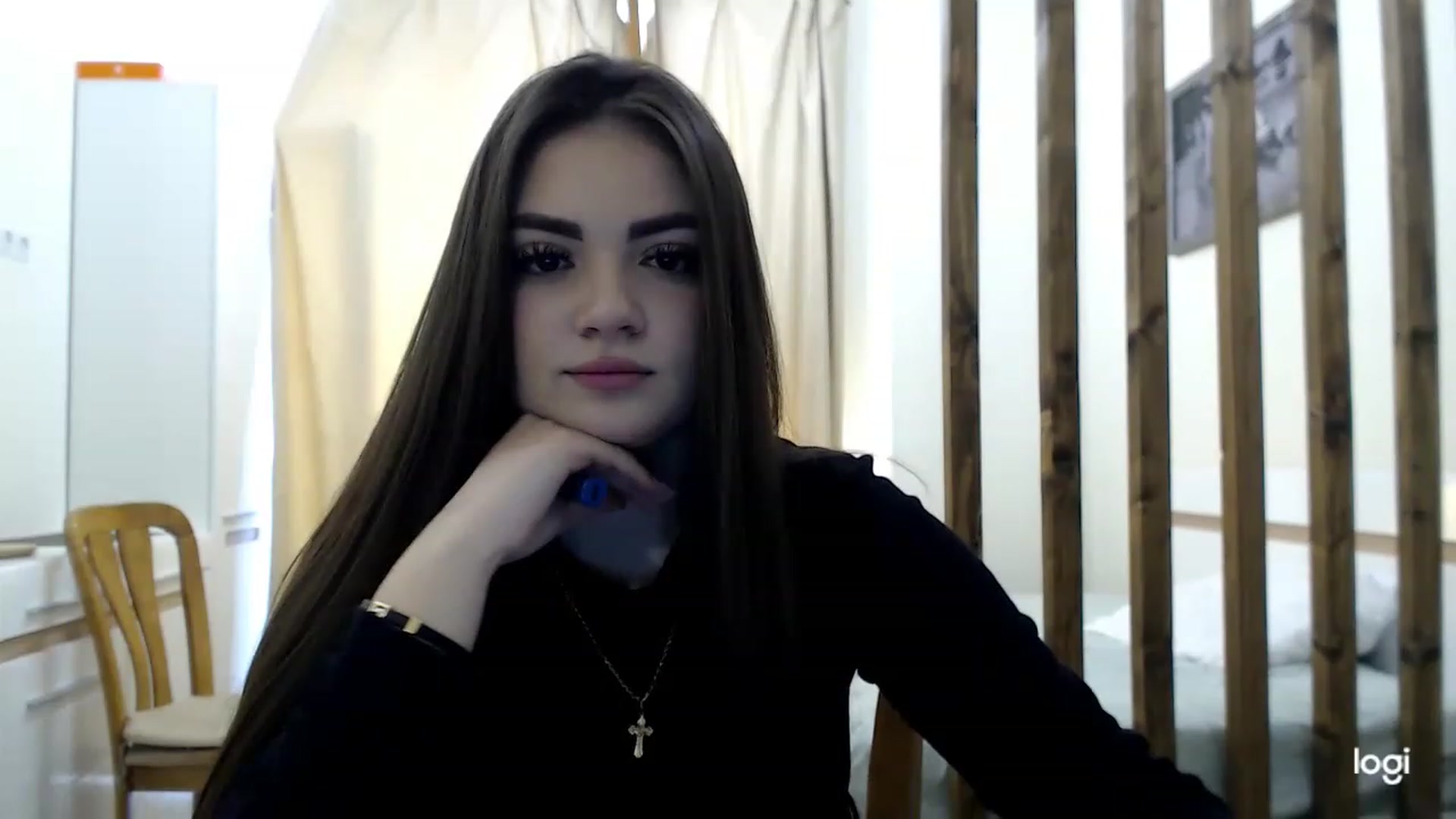 Gallery image thumbnail from CutieMoonX's myfreecams stream on, 03/08/2023, 09:11 image 12 of 20