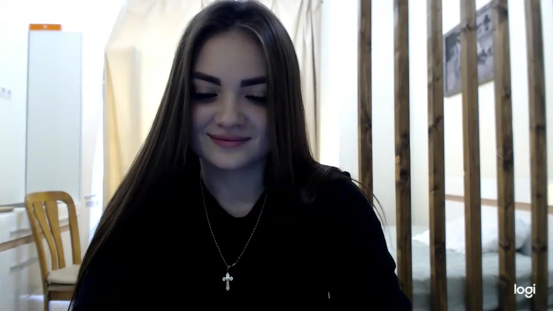 Gallery image thumbnail from CutieMoonX's myfreecams stream on, 03/08/2023, 09:11 image 4 of 20