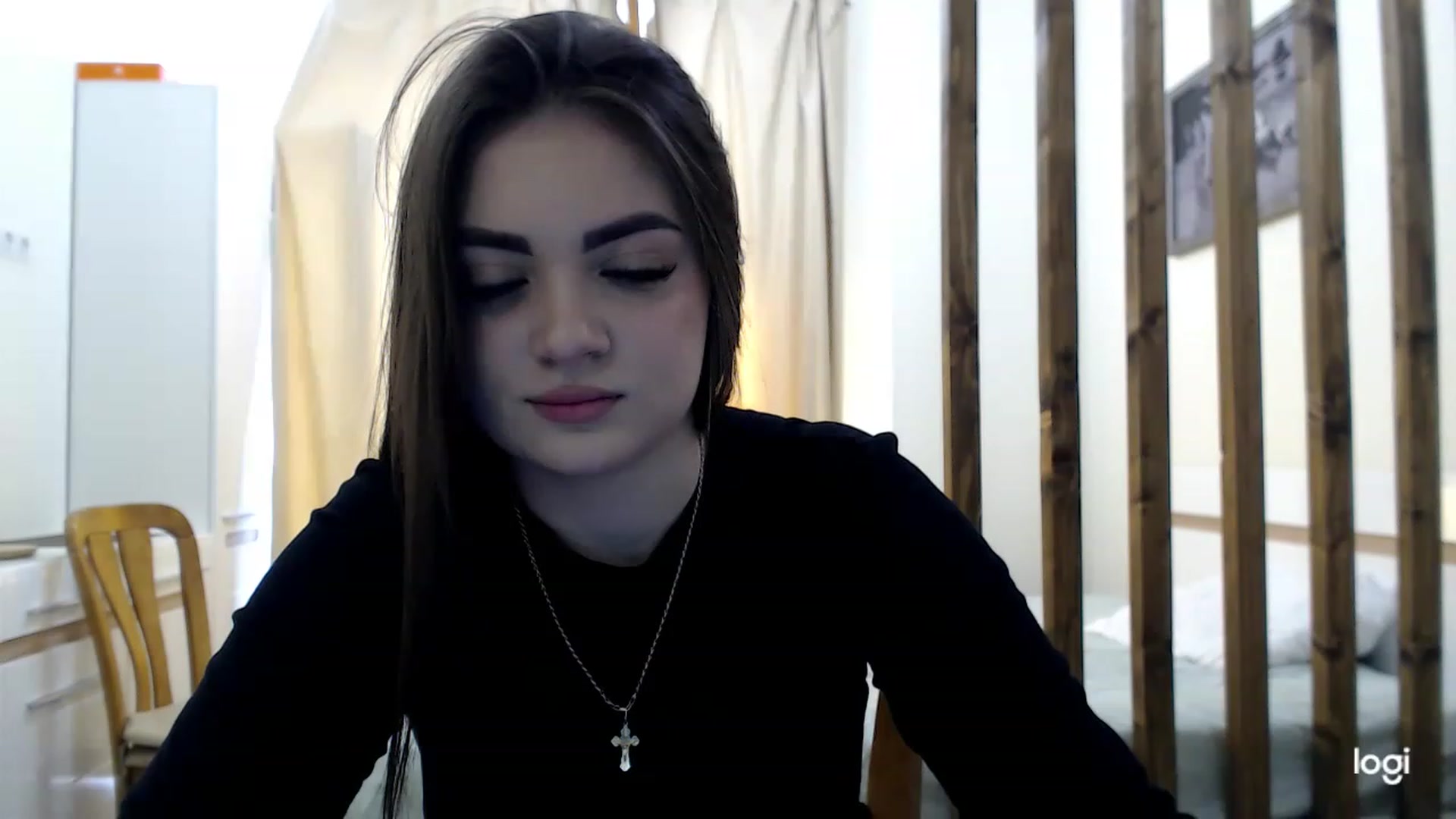 Gallery image thumbnail from CutieMoonX's myfreecams stream on, 03/08/2023, 09:11 image 1 of 20