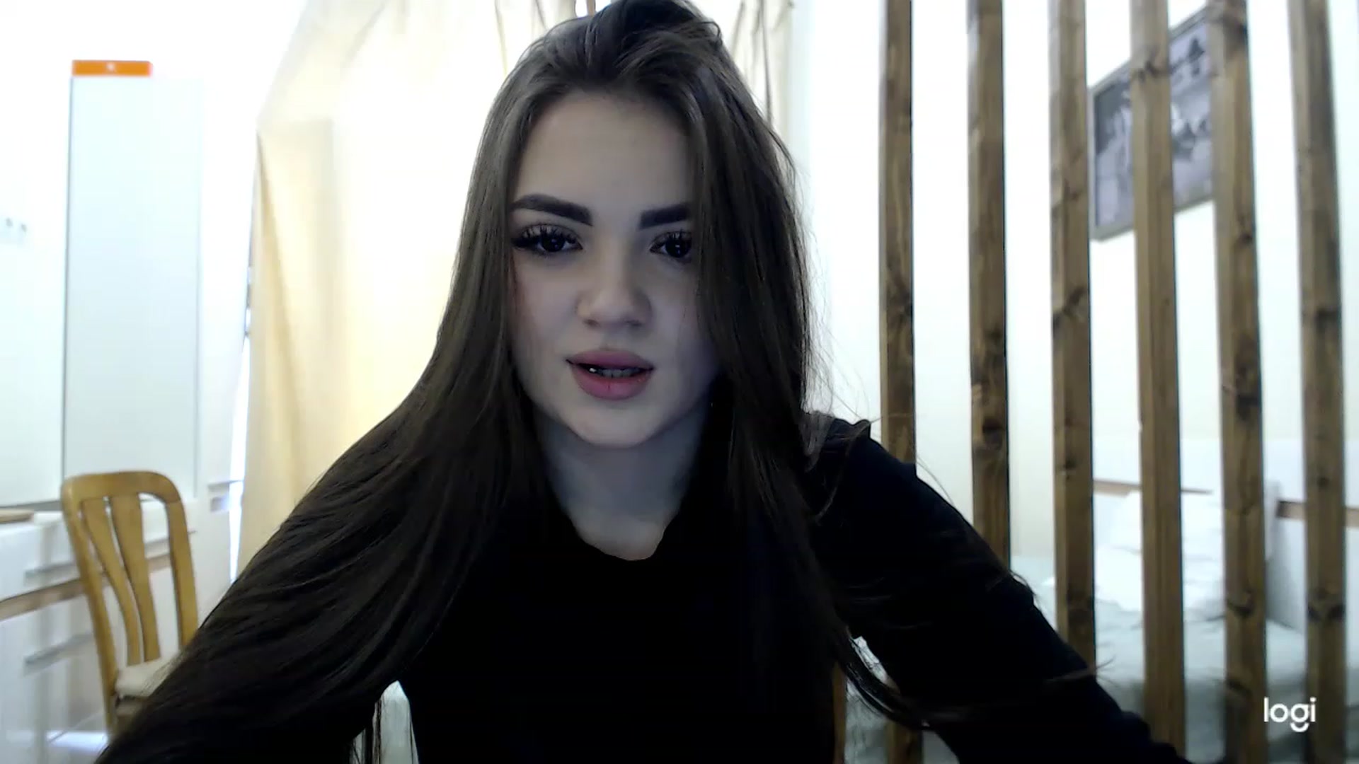 Gallery image thumbnail from CutieMoonX's myfreecams stream on, 03/08/2023, 09:50 image 1 of 20