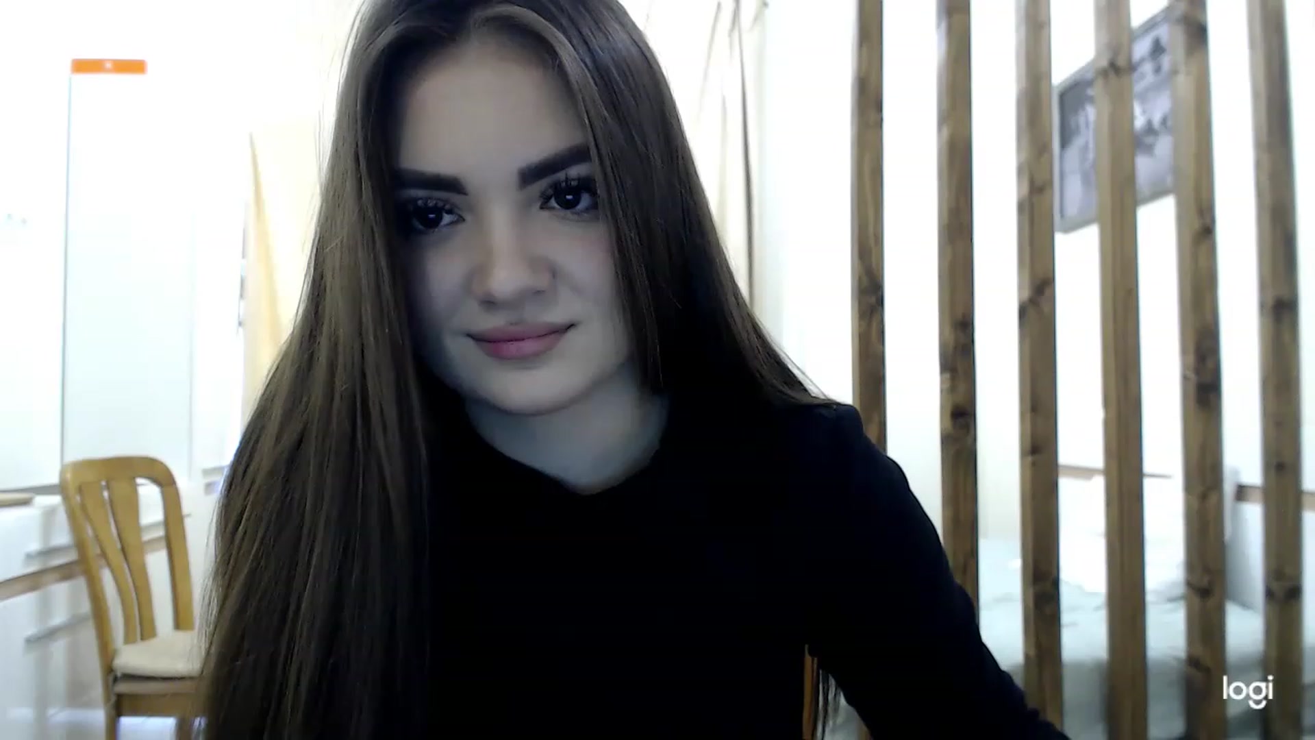 Gallery image thumbnail from CutieMoonX's myfreecams stream on, 03/08/2023, 09:50 image 17 of 20