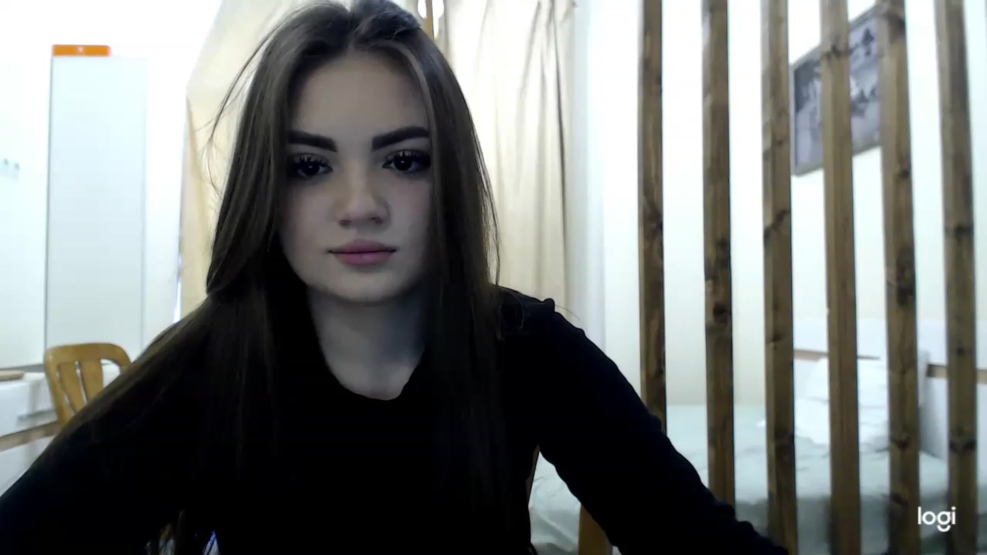 Gallery image thumbnail from CutieMoonX's myfreecams stream on, 03/08/2023, 10:43 image 8 of 20
