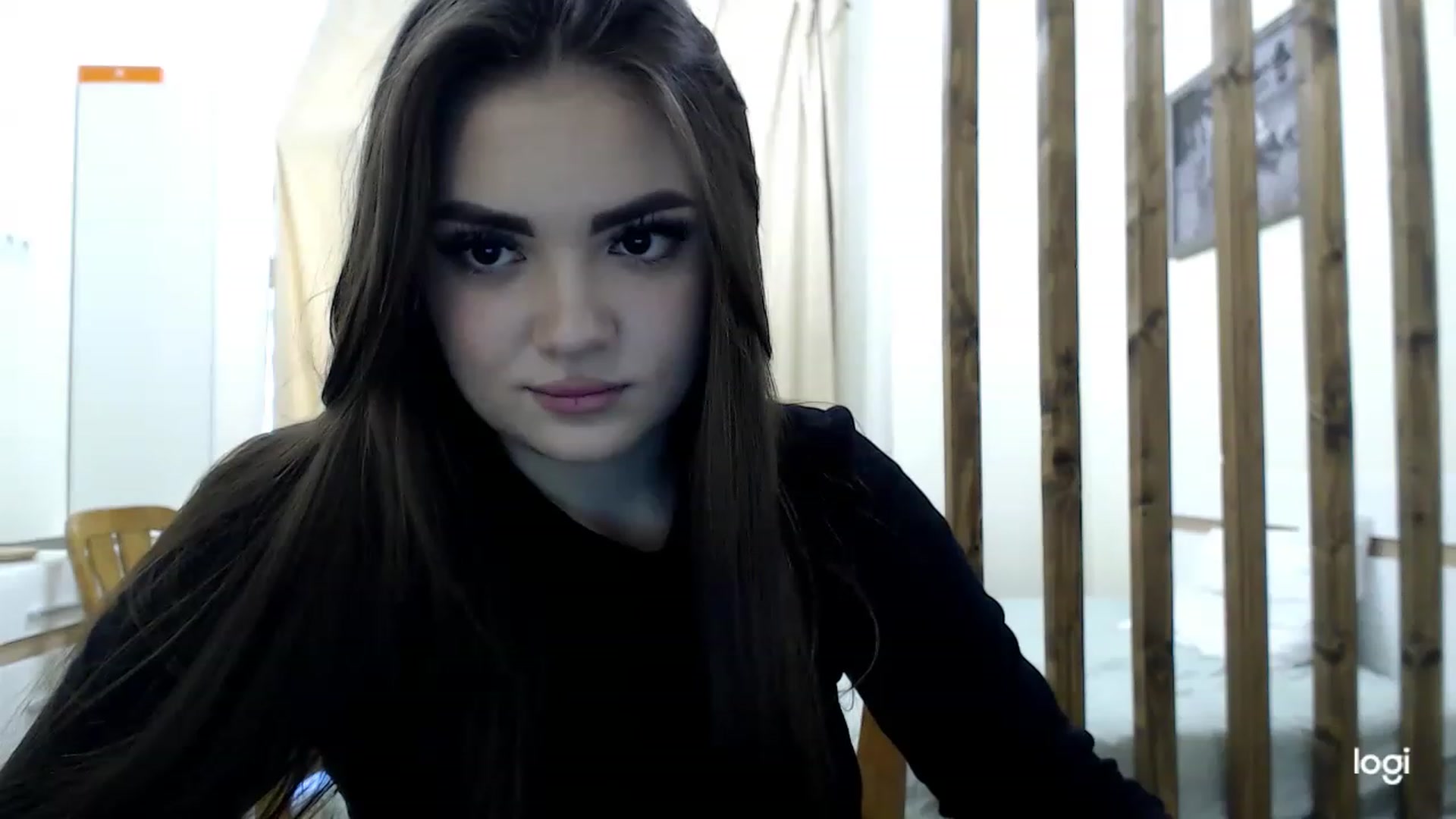 Gallery image thumbnail from CutieMoonX's myfreecams stream on, 03/08/2023, 10:43 image 5 of 20