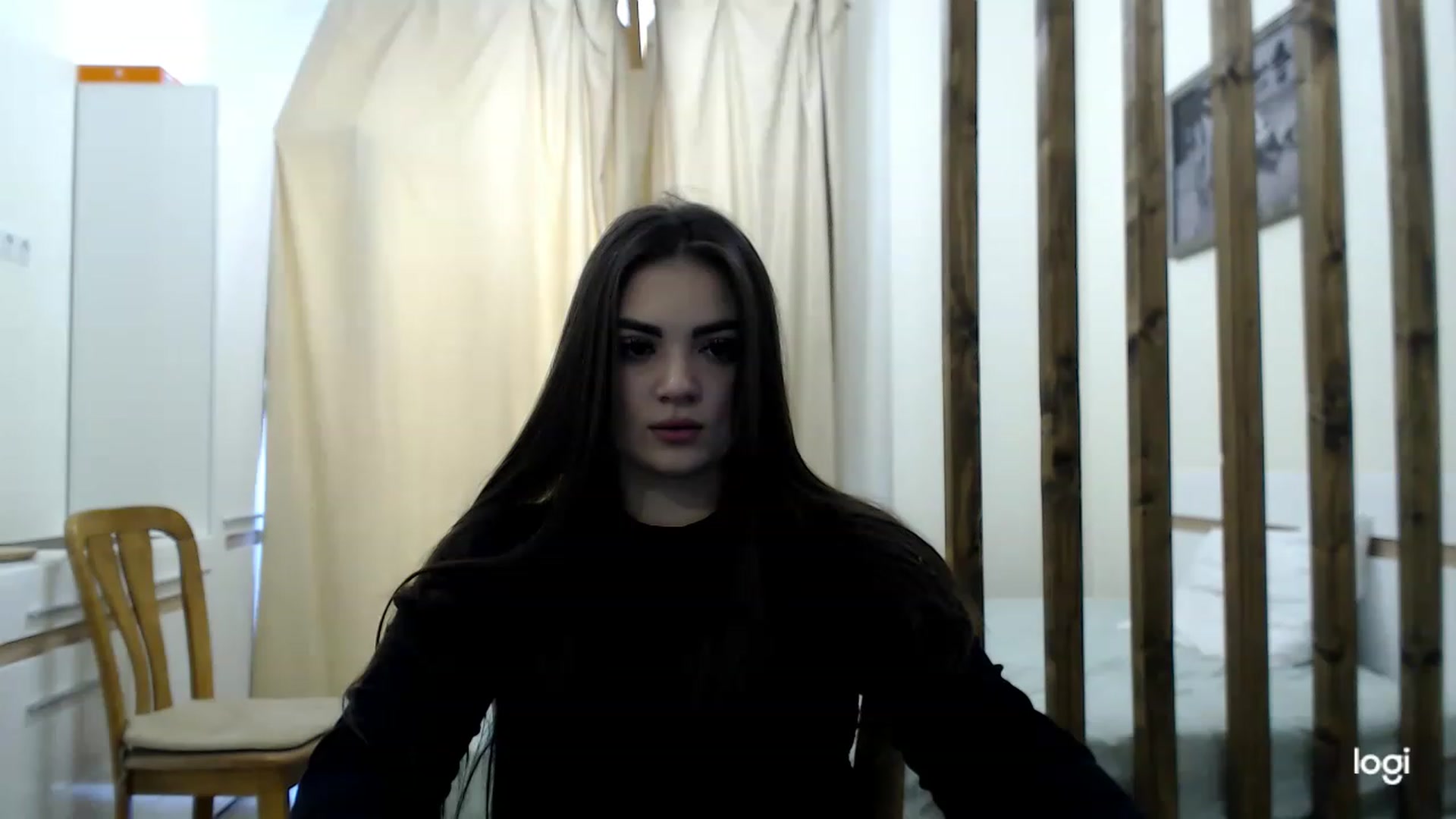 Gallery image thumbnail from CutieMoonX's myfreecams stream on, 03/08/2023, 10:43 image 19 of 20