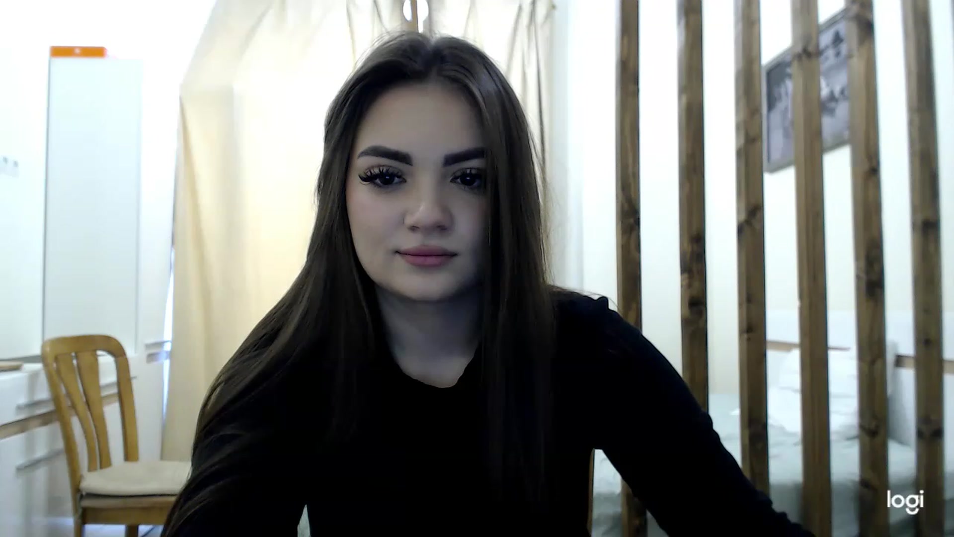 Gallery image thumbnail from CutieMoonX's myfreecams stream on, 03/08/2023, 10:43 image 4 of 20