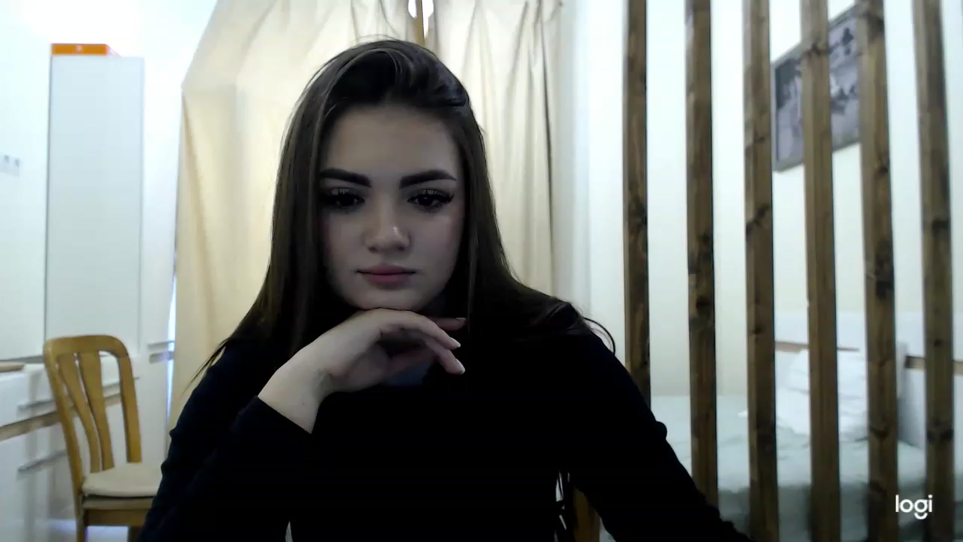 Gallery image thumbnail from CutieMoonX's myfreecams stream on, 03/08/2023, 11:06 image 10 of 20