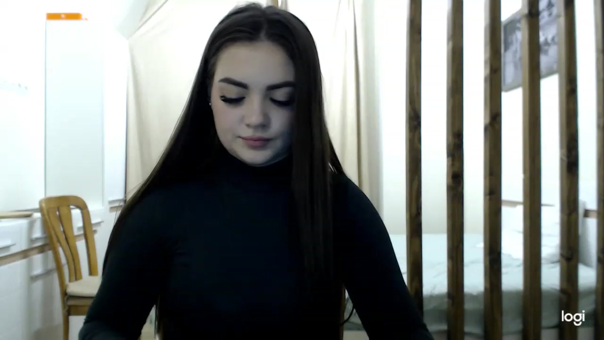 Gallery image thumbnail from CutieMoonX's myfreecams stream on, 03/09/2023, 16:54 image 12 of 20