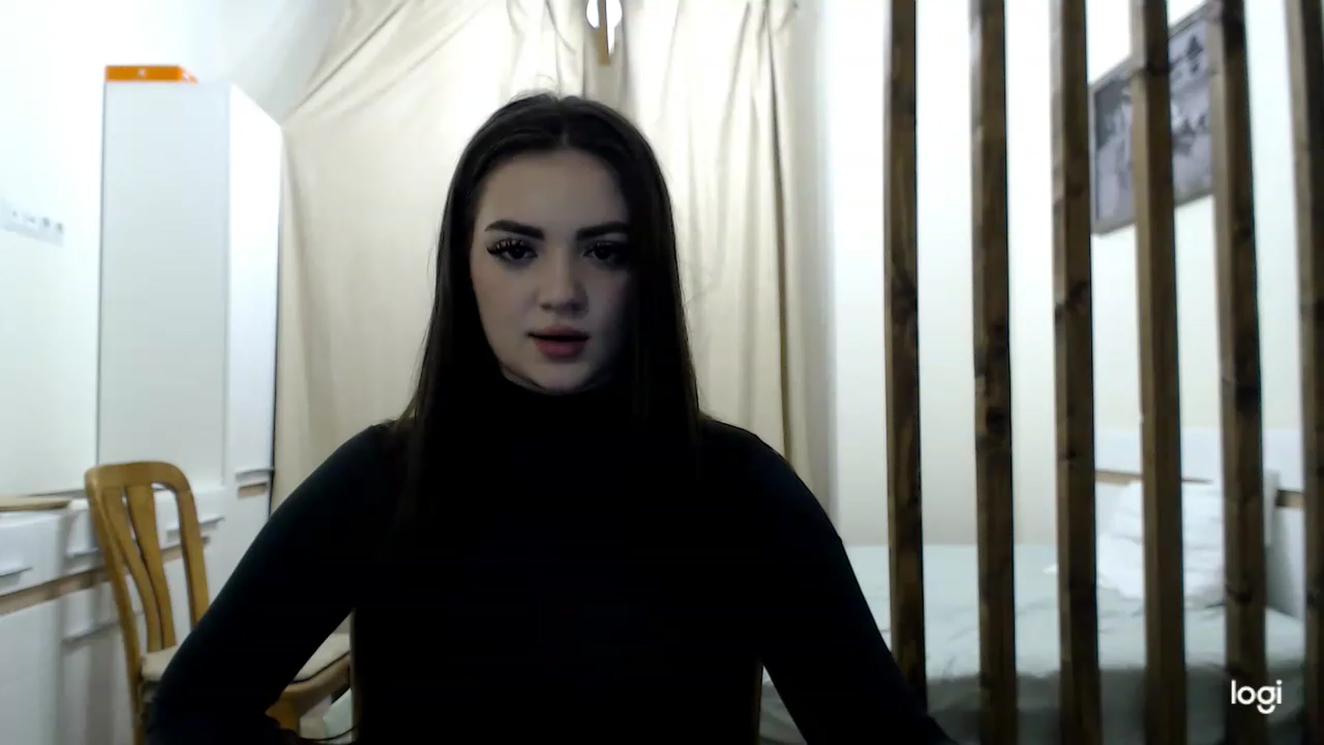 Gallery image thumbnail from CutieMoonX's myfreecams stream on, 03/09/2023, 16:54 image 4 of 20